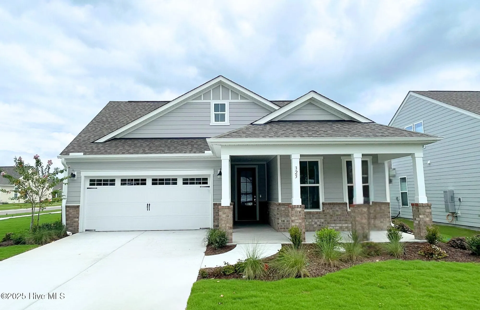 Property Slideshow image 1 of 19 | 325 keepsake dr, Wilmington, NC, 28412