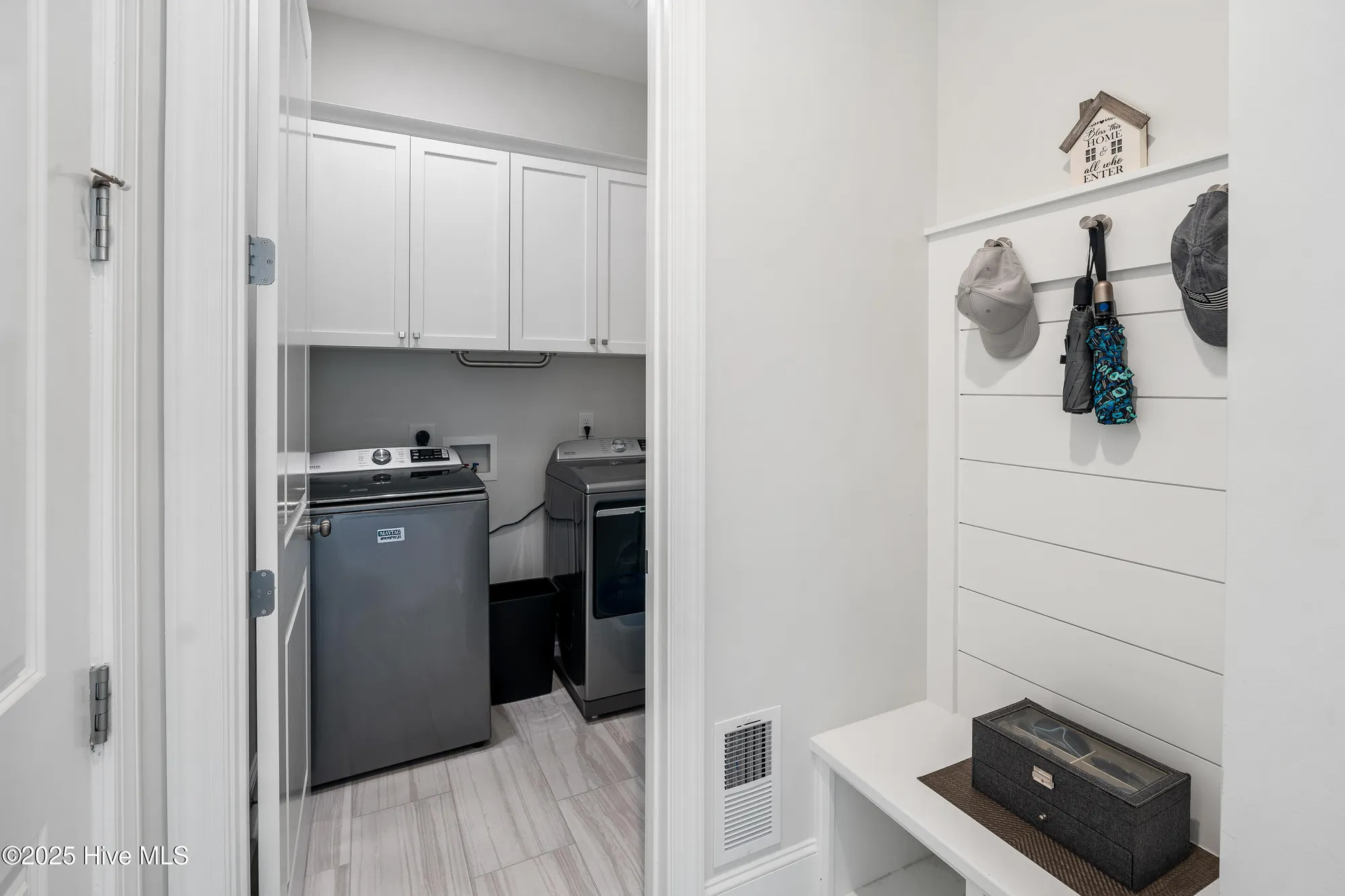 Property Slideshow image 27 of 45 | 332 cornubia dr, Castle Hayne, NC, 28429