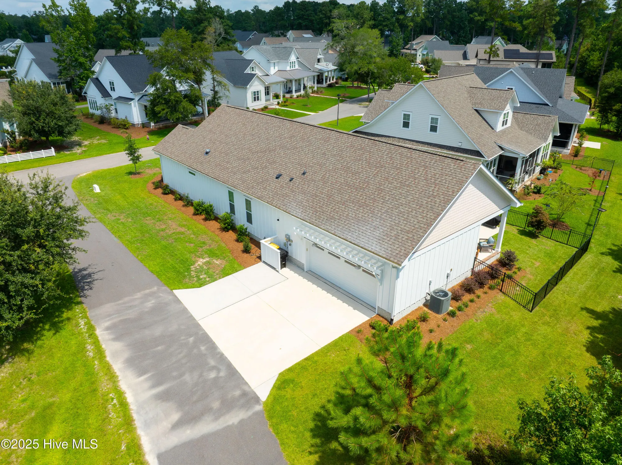 Property Slideshow image 41 of 45 | 332 cornubia dr, Castle Hayne, NC, 28429