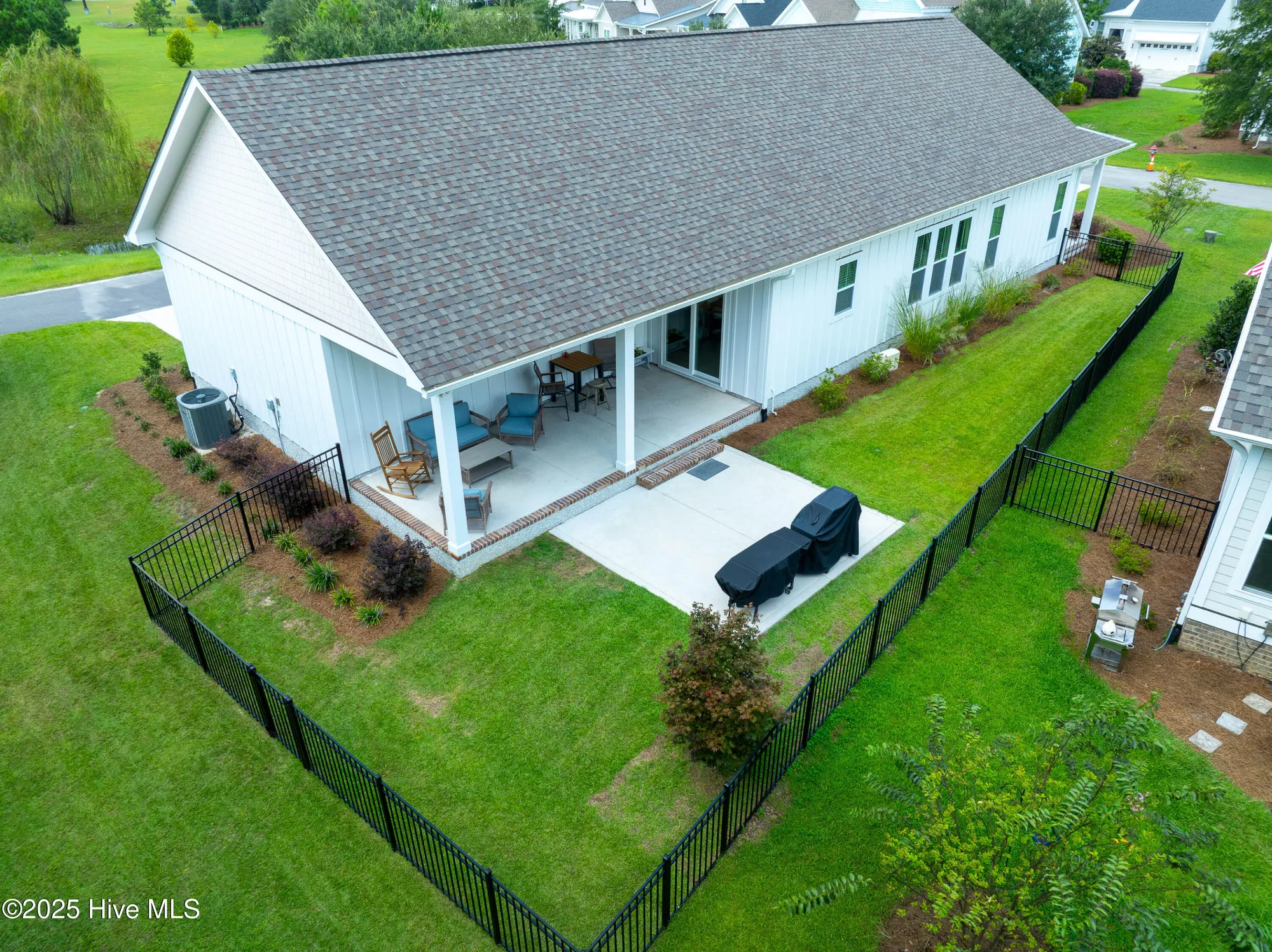 Property Slideshow image 42 of 45 | 332 cornubia dr, Castle Hayne, NC, 28429