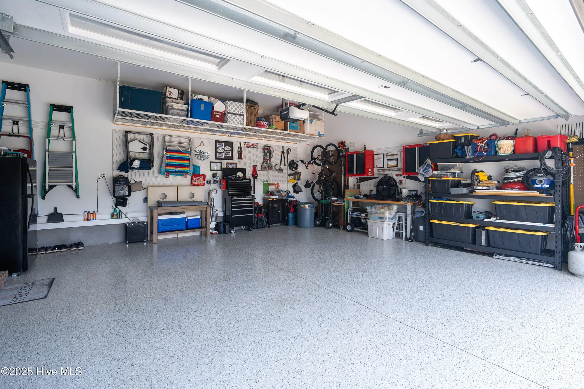 Property Slideshow image 43 of 45 | 332 cornubia dr, Castle Hayne, NC, 28429