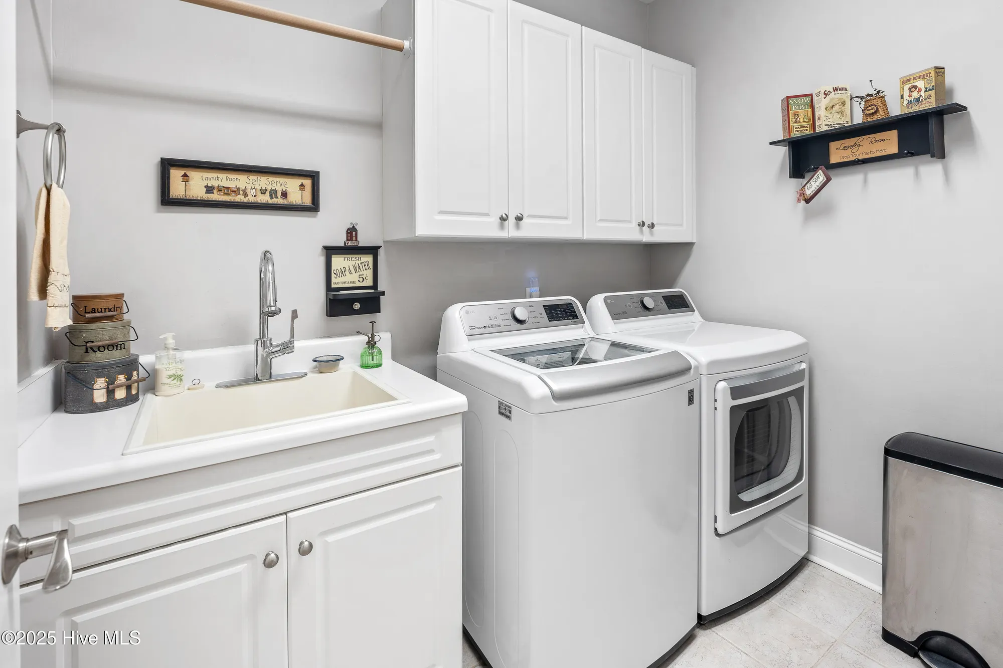 Property Slideshow image 18 of 89 | 3566 sanderling dr, Southport, NC, 28461