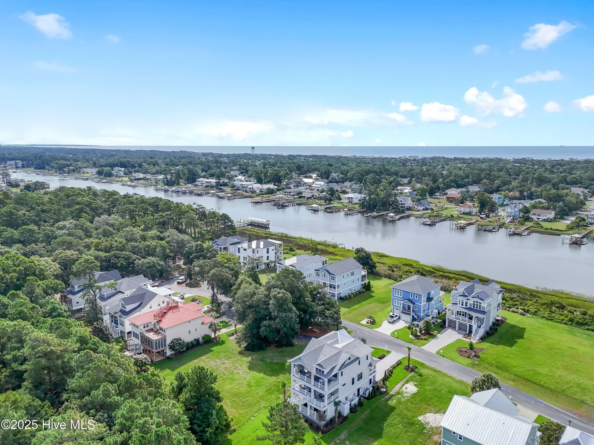 Property Slideshow image 108 of 138 | 2836 harborside way, Southport, NC, 28461