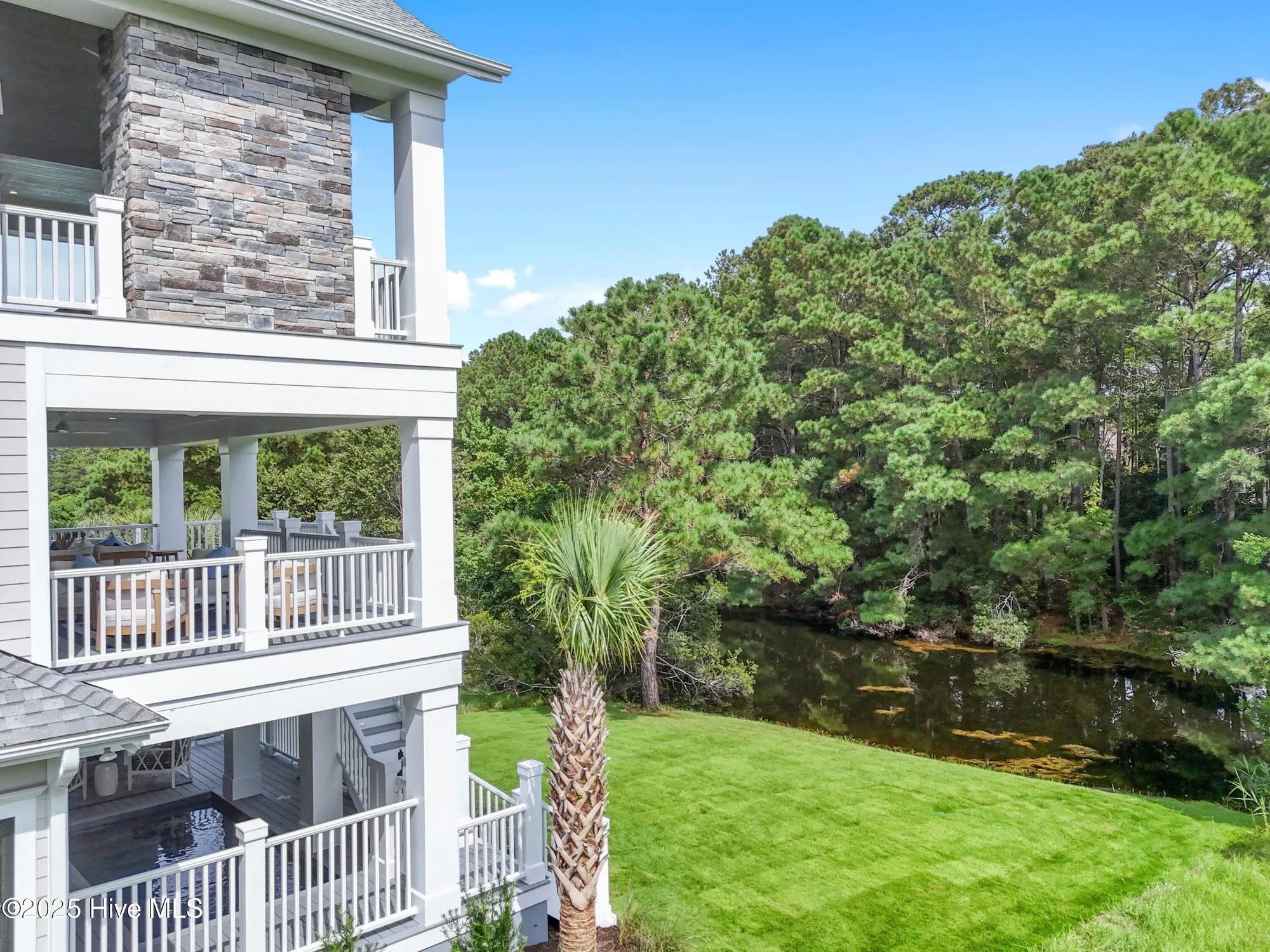 Property Slideshow image 115 of 138 | 2836 harborside way, Southport, NC, 28461