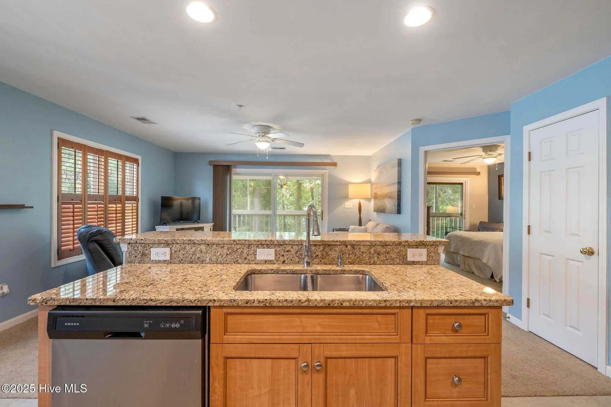 Property Slideshow image 10 of 54 | 3350 club villa dr 1905, Southport, NC, 28461