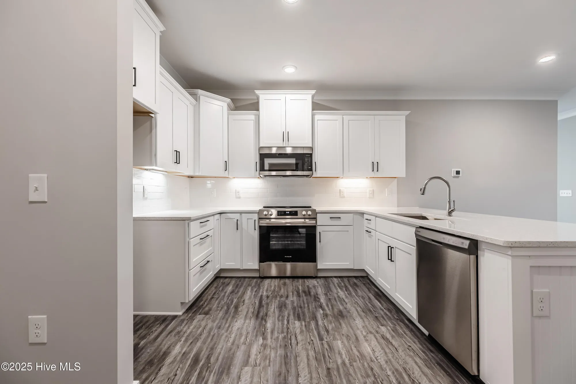 Property Slideshow image 5 of 55 | 395 s crow creek dr nw unit 1822, Calabash, NC, 28467