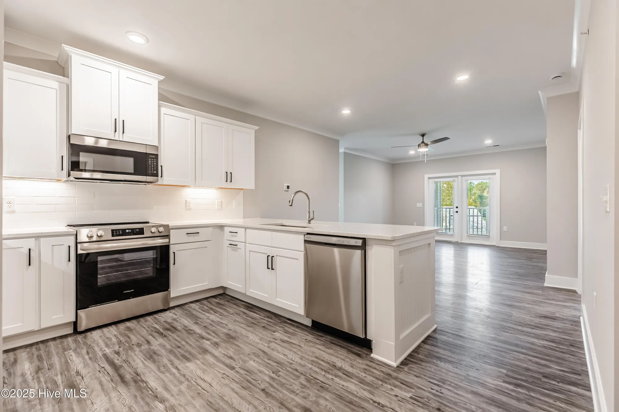 Property Slideshow image 3 of 55 | 395 s crow creek dr nw unit 1822, Calabash, NC, 28467