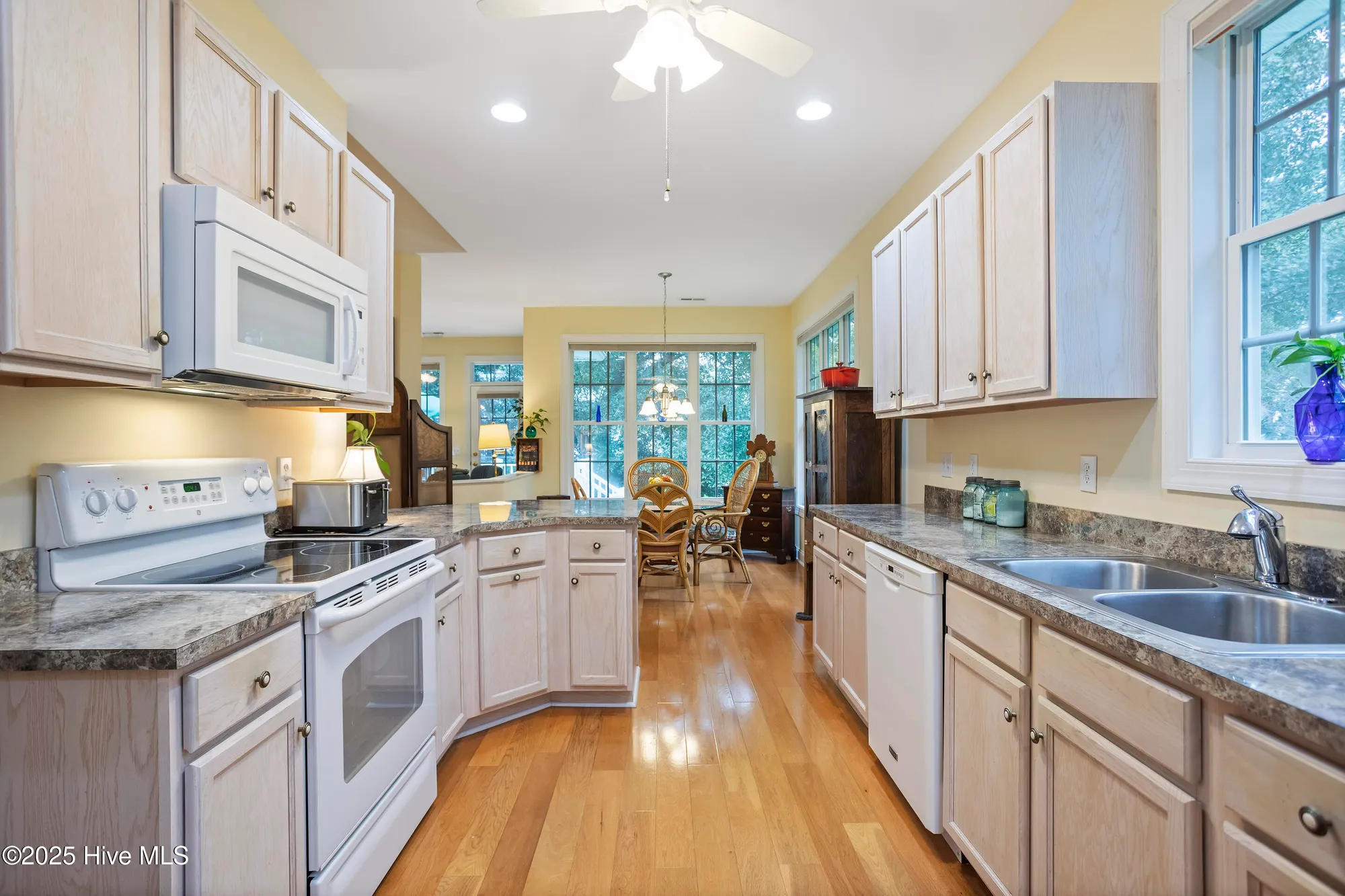 Property Slideshow image 26 of 107 | 1506 juniper bay ct, Bolivia, NC, 28422