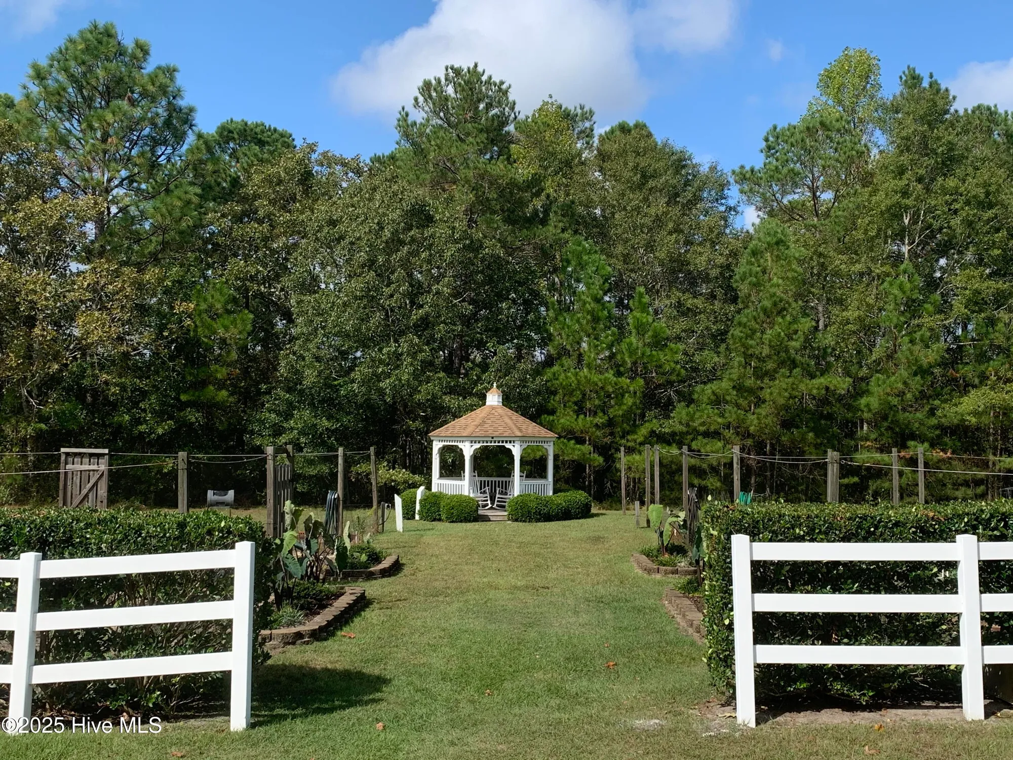 Property Slideshow image 104 of 107 | 1506 juniper bay ct, Bolivia, NC, 28422