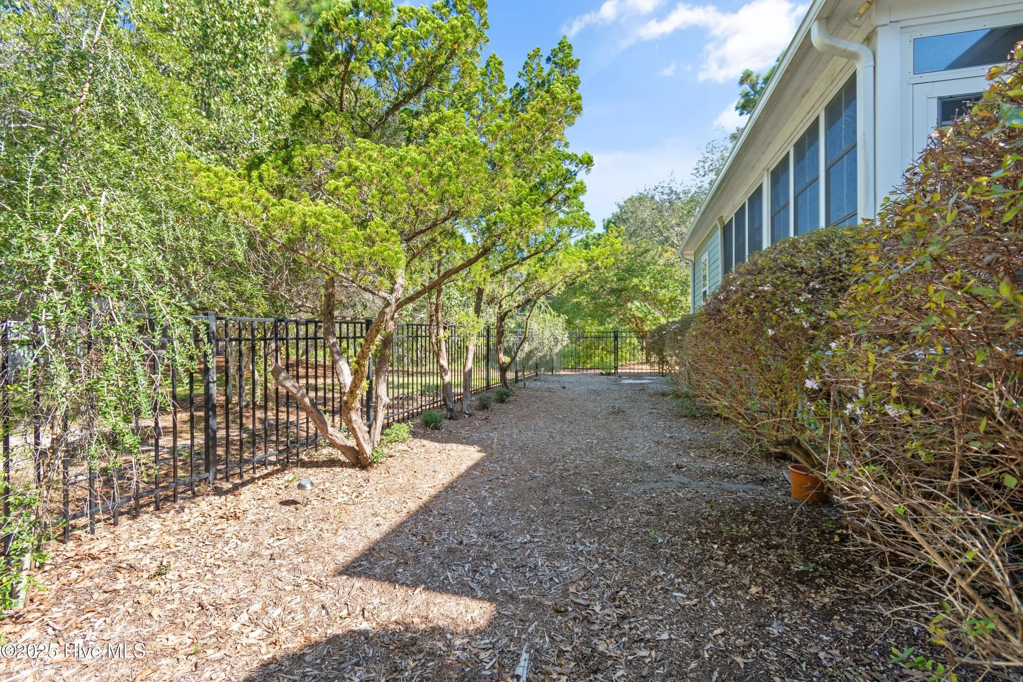 Property Slideshow image 33 of 53 | 4138 churchill cir, Southport, NC, 28461