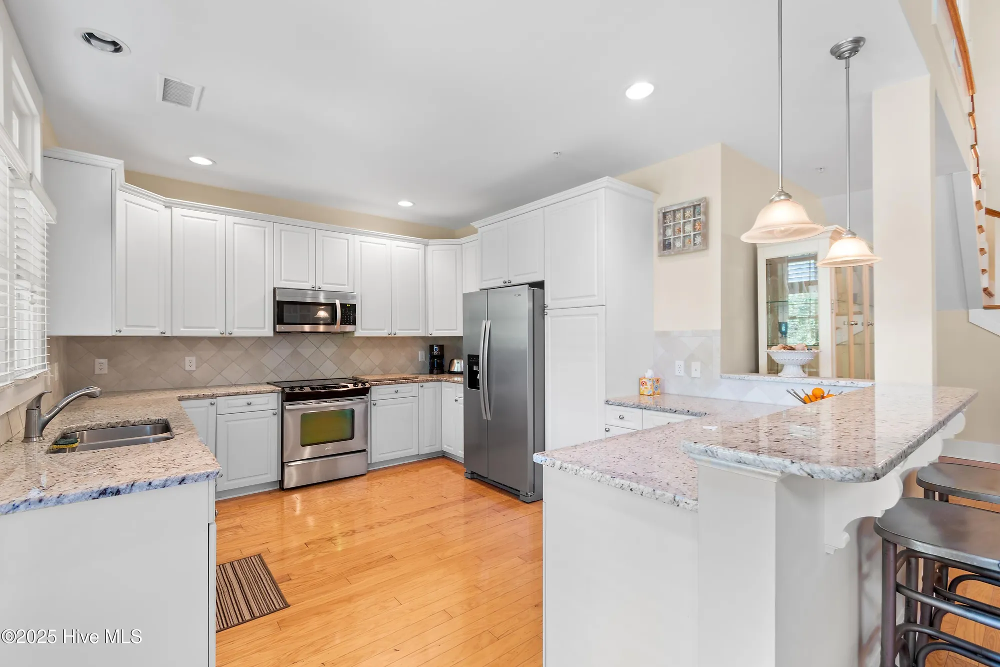 Property Slideshow image 18 of 40 | 2537 st james dr apt 1008, Southport, NC, 28461