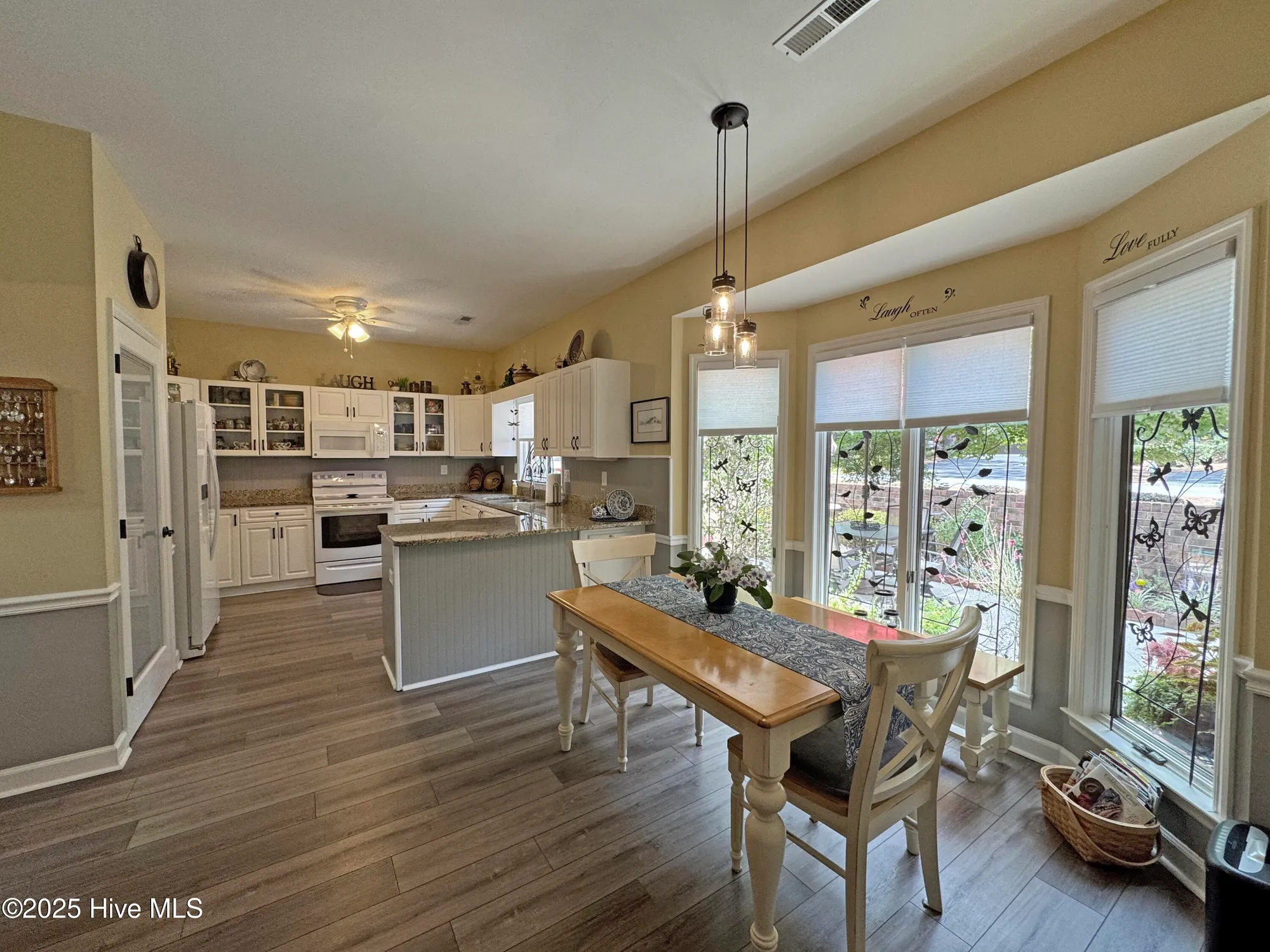 Property Slideshow image 5 of 27 | 732 burlwood dr, Southern Pines, NC, 28387