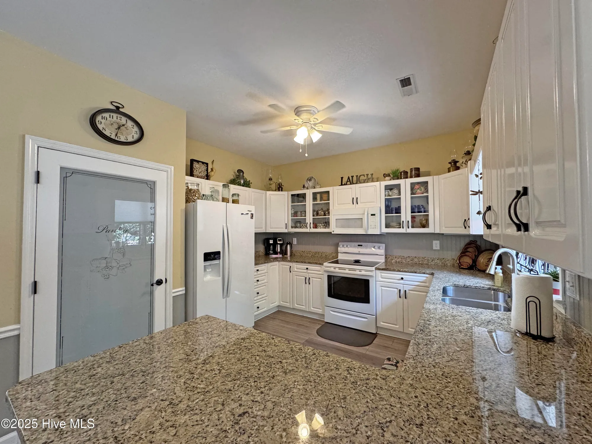 Property Slideshow image 8 of 27 | 732 burlwood dr, Southern Pines, NC, 28387