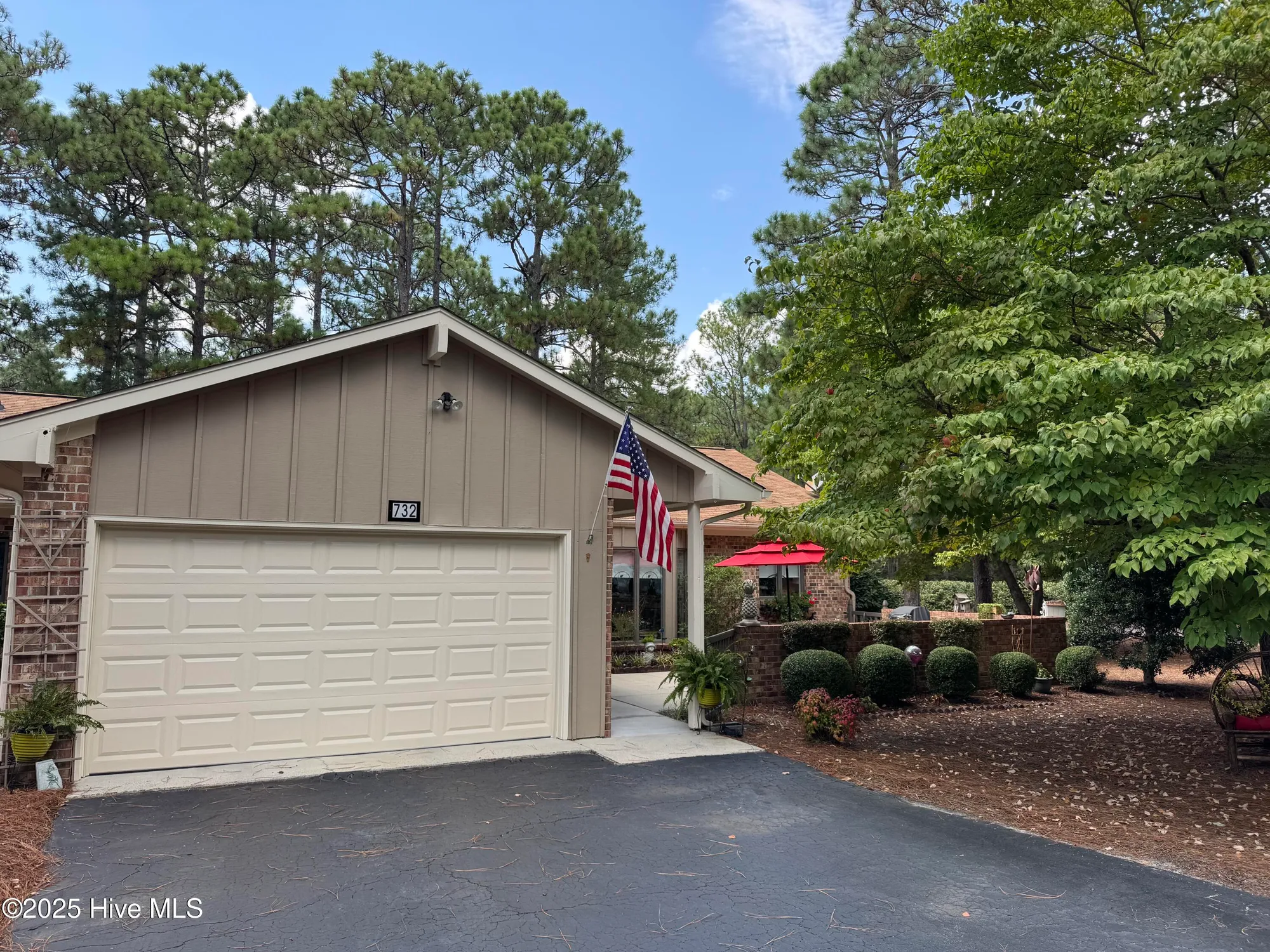 Property Slideshow image 1 of 27 | 732 burlwood dr, Southern Pines, NC, 28387