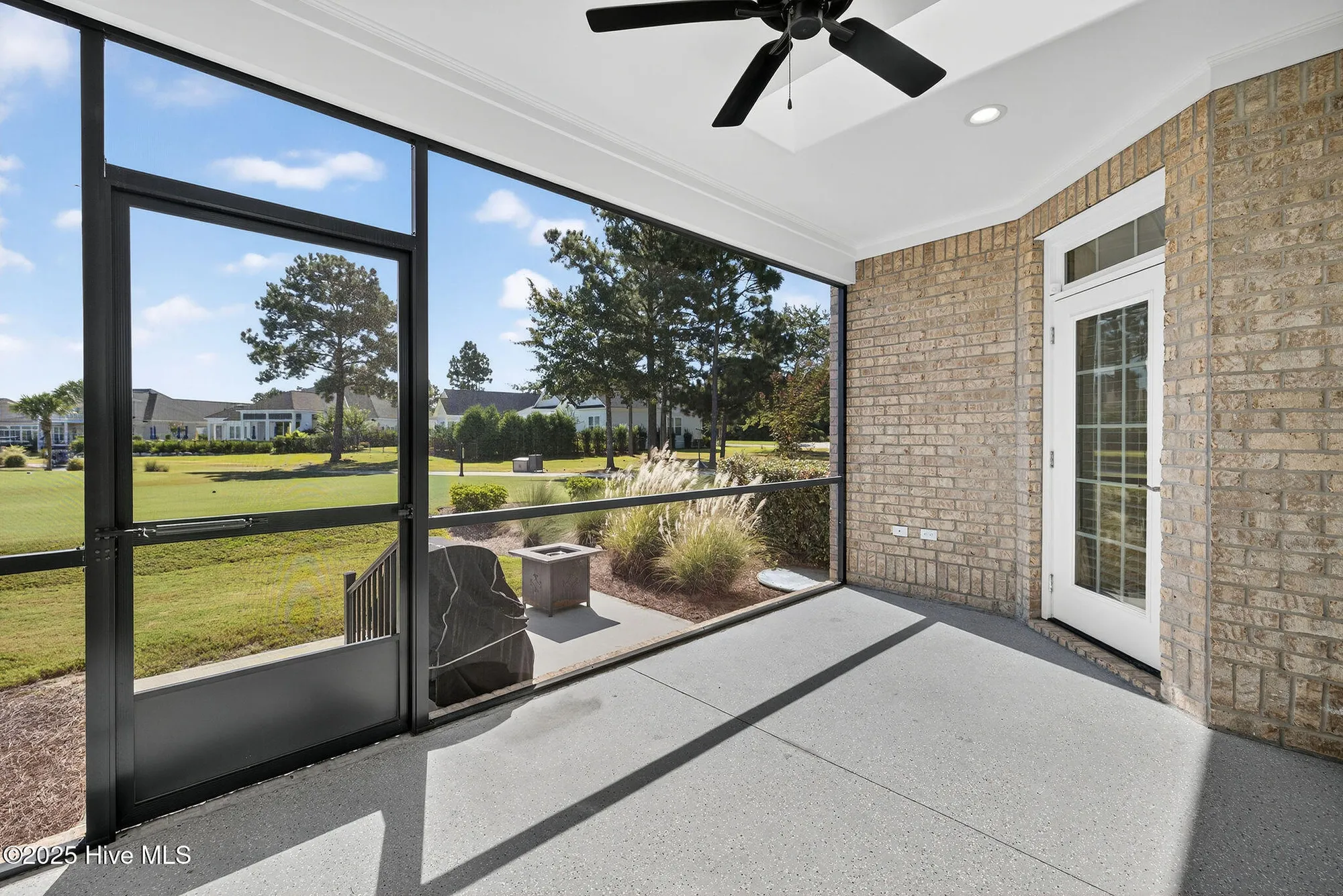Property Slideshow image 13 of 86 | 8412 caladenia way, Leland, NC, 28451