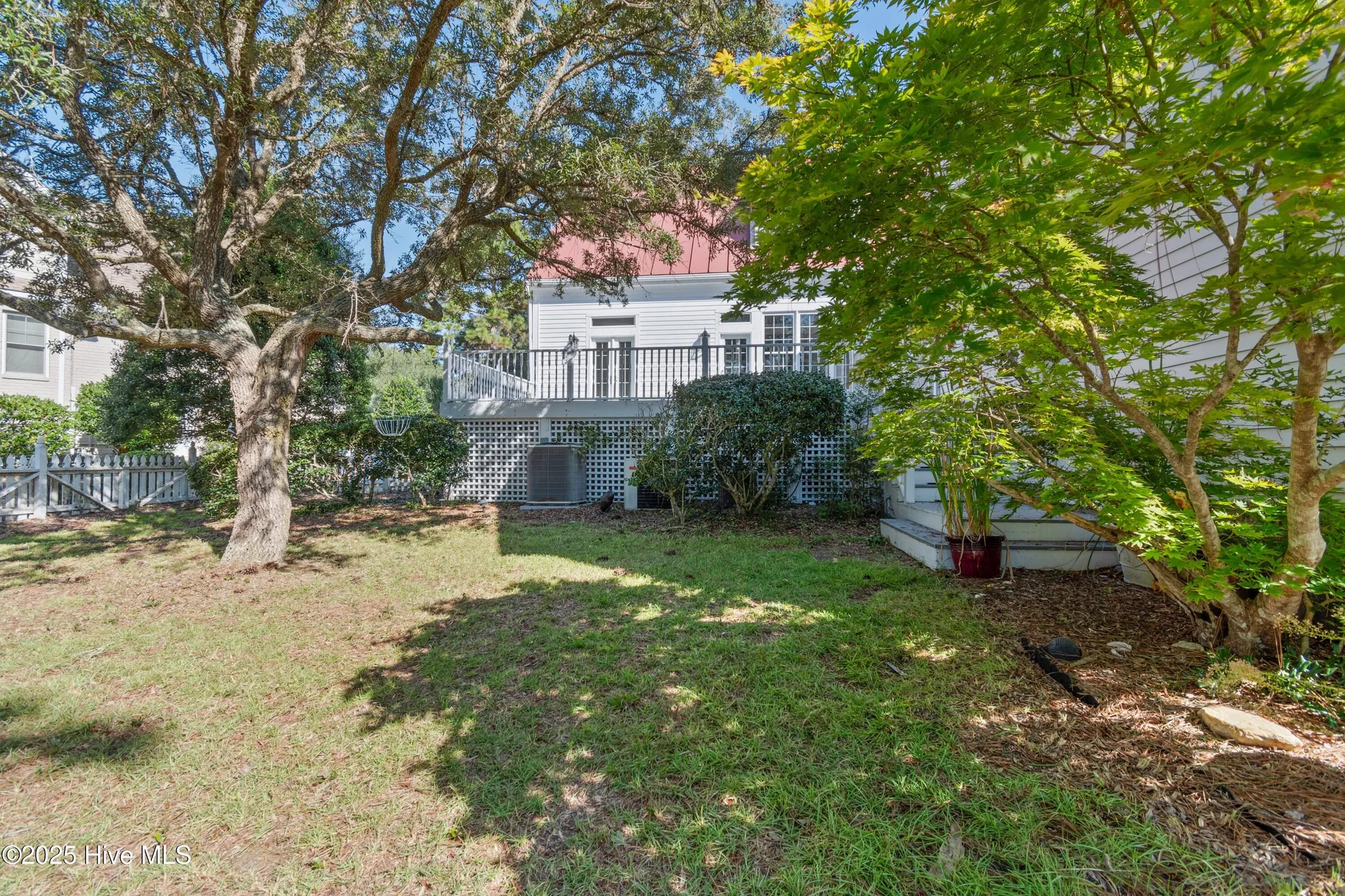 Property Slideshow image 9 of 86 | 3565 st james dr, Southport, NC, 28461