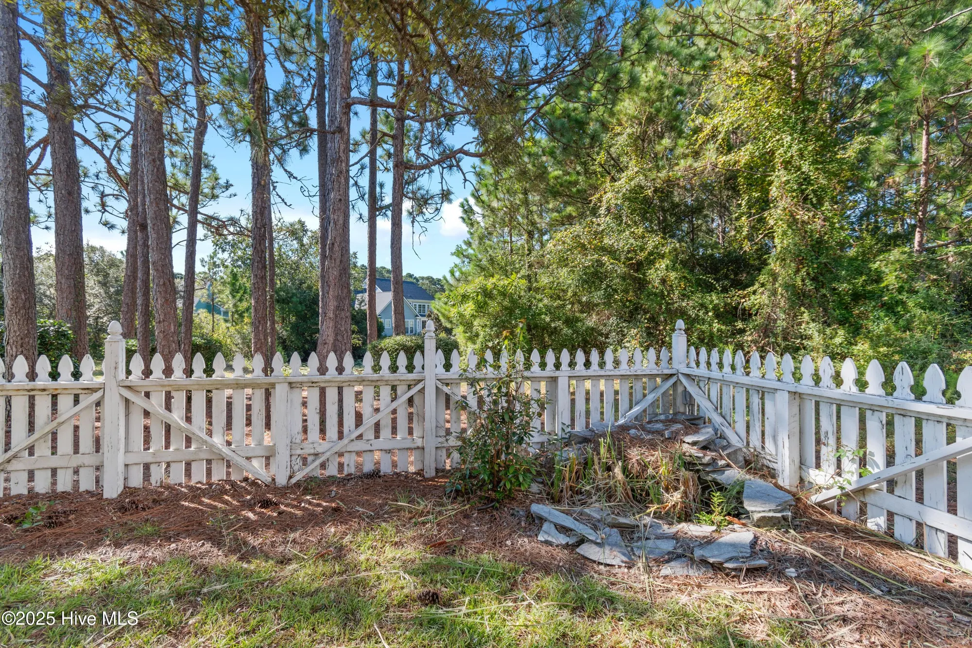 Property Slideshow image 11 of 86 | 3565 st james dr, Southport, NC, 28461