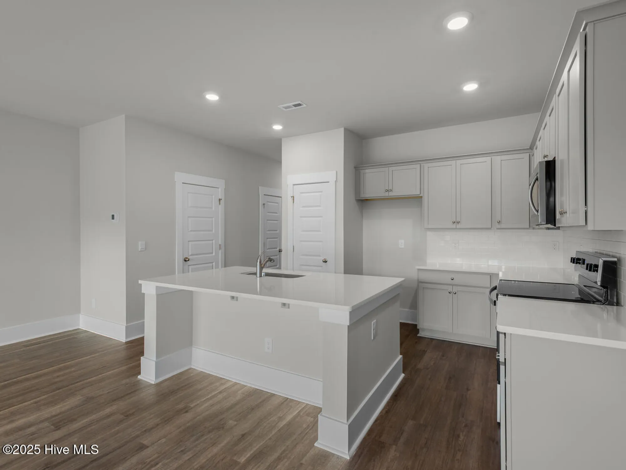 Property Slideshow image 9 of 47 | 4230 allsbrook ln 1007, Leland, NC, 28451