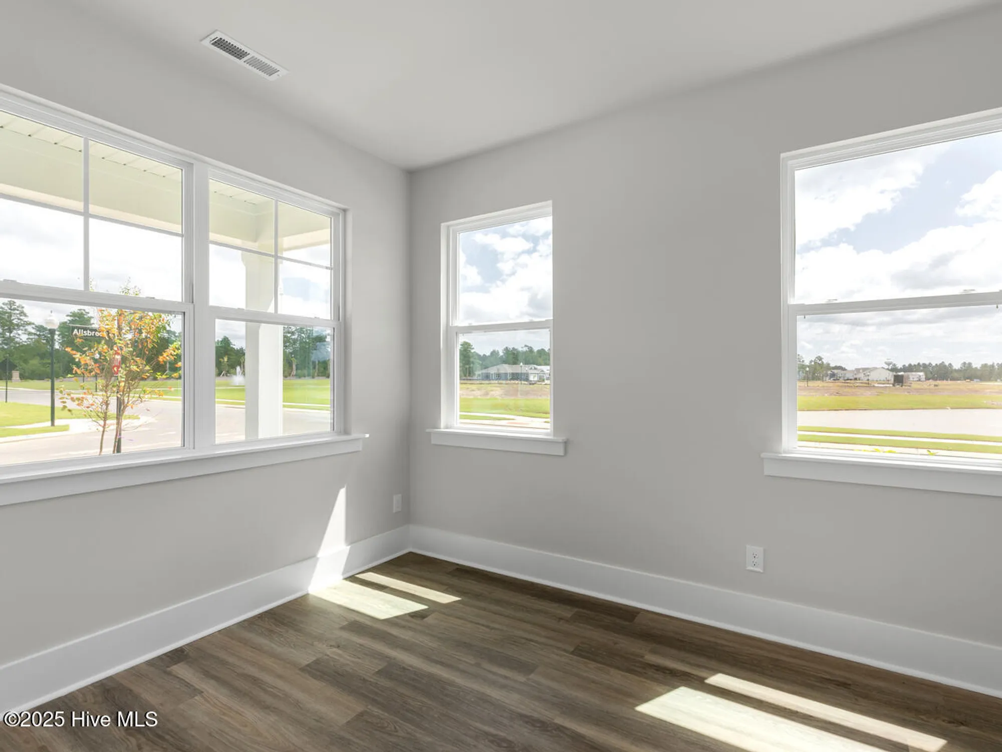 Property Slideshow image 8 of 67 | 4217 allsbrook ln 1062, Leland, NC, 28451