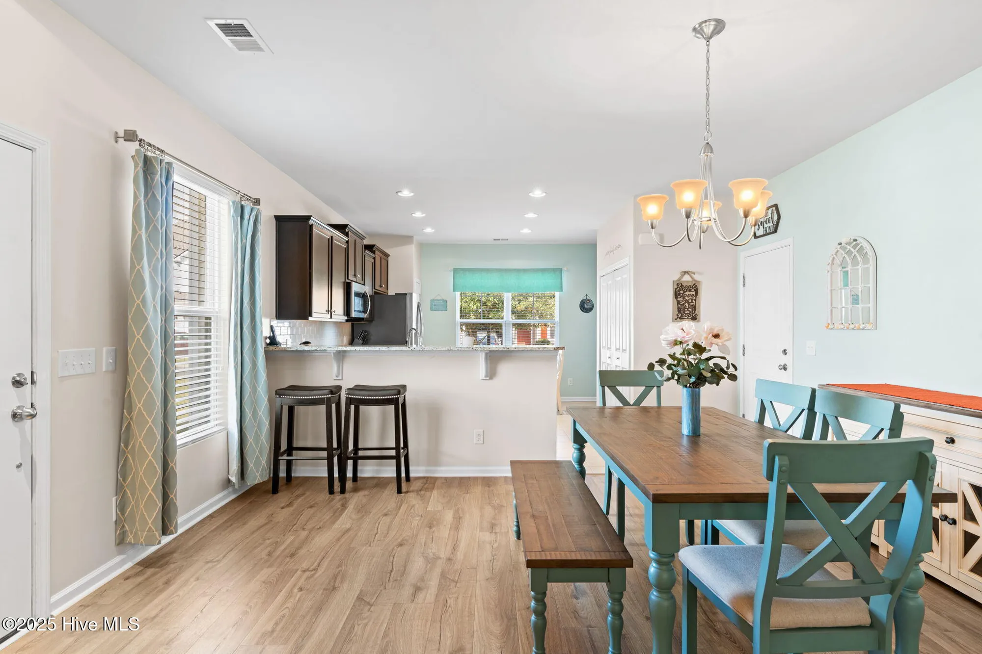Property Slideshow image 15 of 68 | 152 freeboard ln # 806, Carolina Shores, NC, 28467