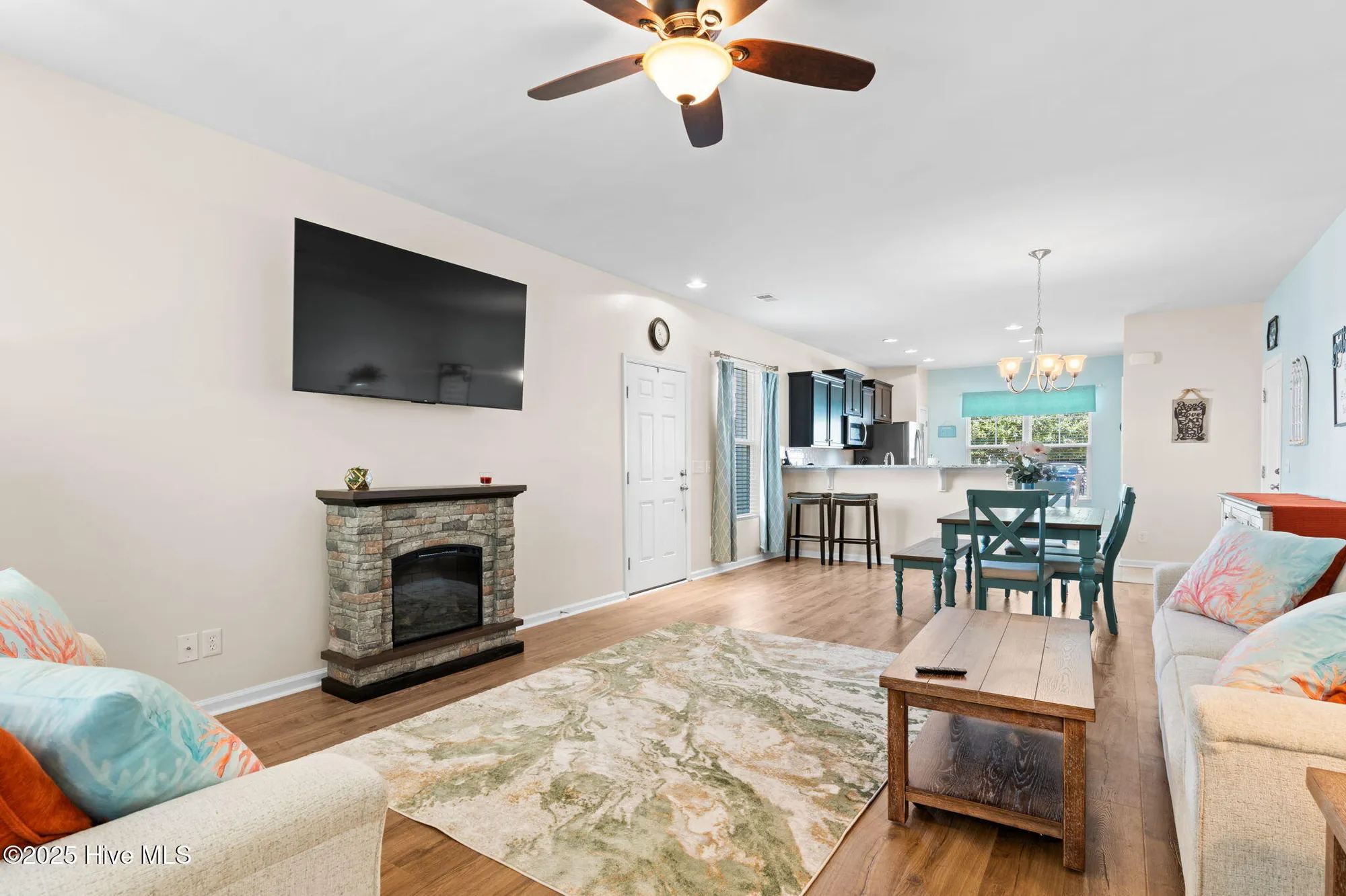 Property Slideshow image 13 of 68 | 152 freeboard ln # 806, Carolina Shores, NC, 28467