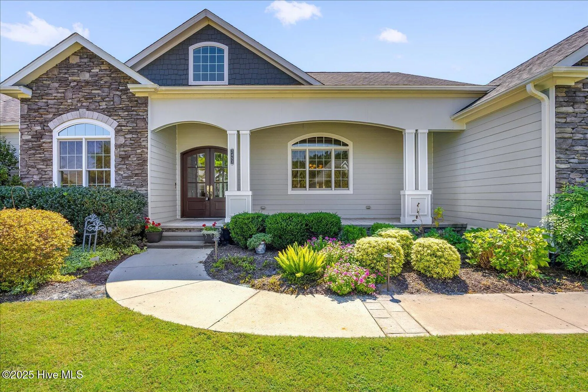 Property Slideshow image 4 of 84 | 2453 sugargrove trl, Leland, NC, 28451