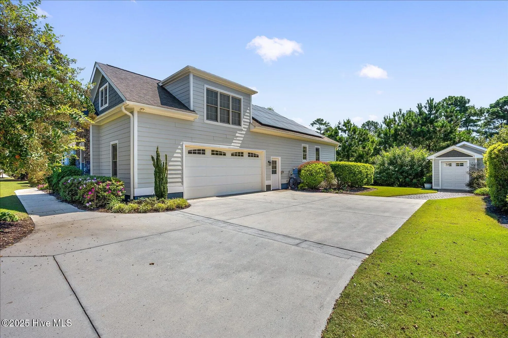 Property Slideshow image 5 of 84 | 2453 sugargrove trl, Leland, NC, 28451