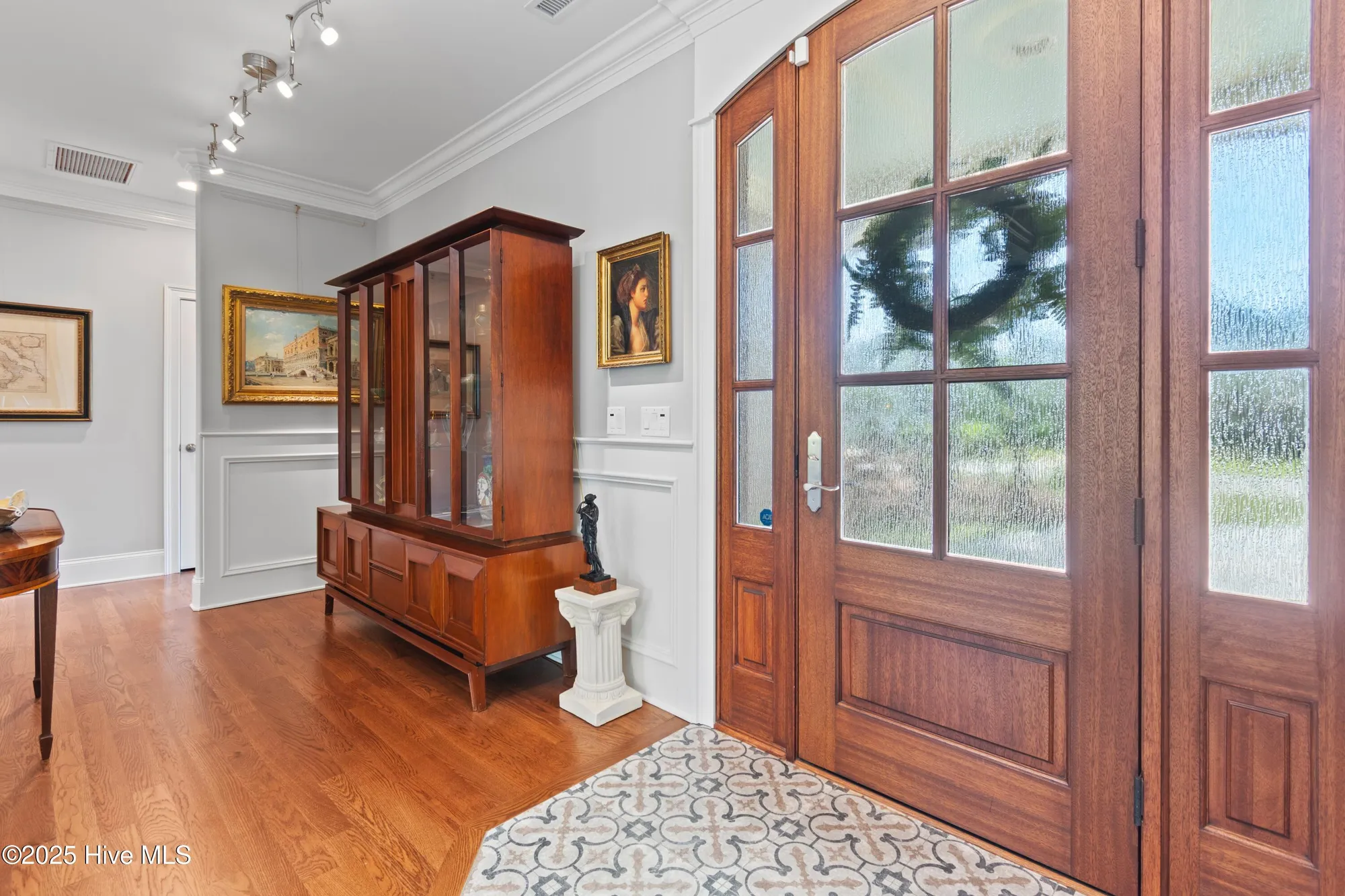 Property Slideshow image 10 of 63 | 2555 parkridge dr, Southport, NC, 28461