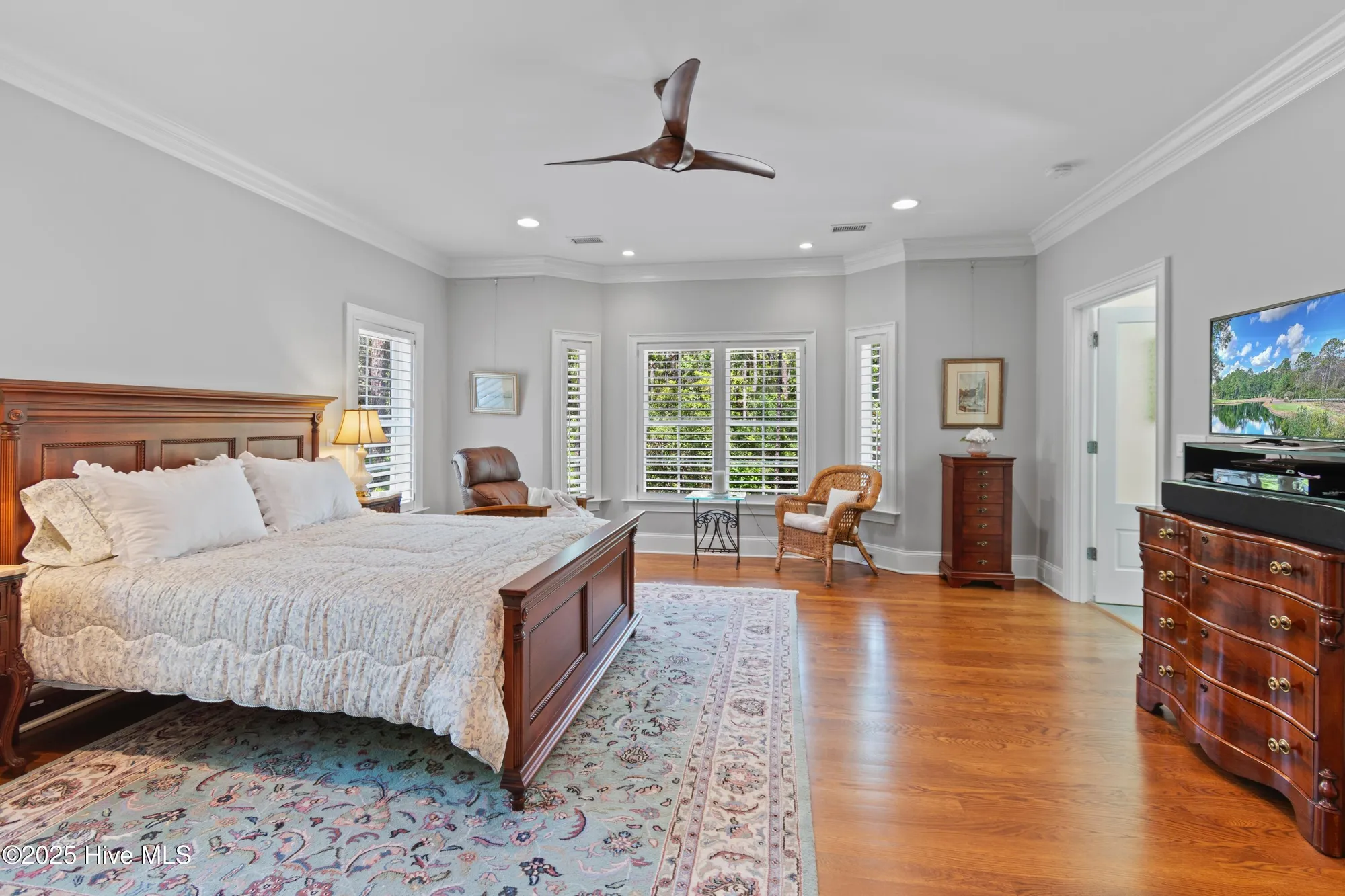 Property Slideshow image 13 of 63 | 2555 parkridge dr, Southport, NC, 28461