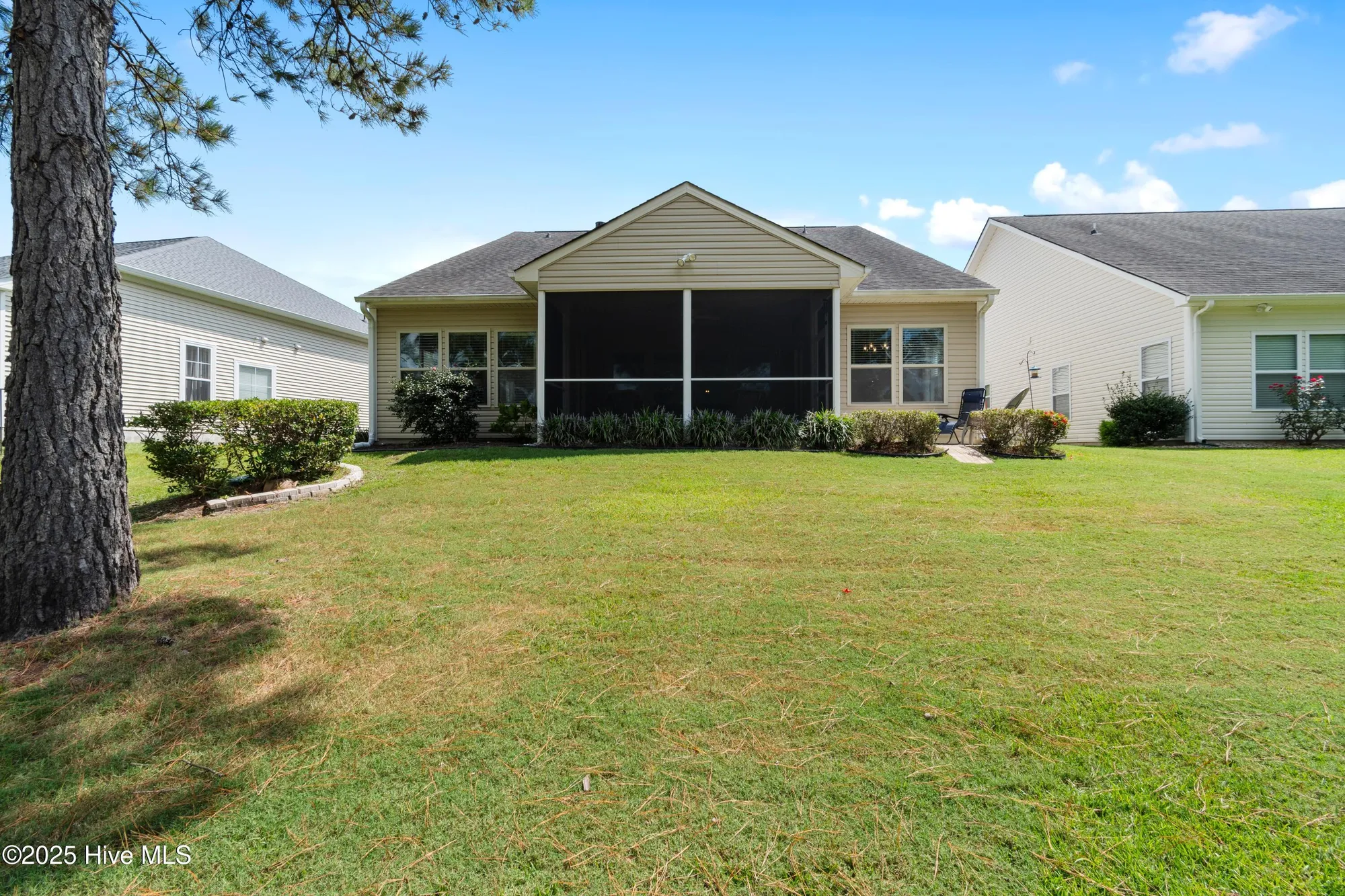 Property Slideshow image 26 of 52 | 1014 meadowlands trl nw, Calabash, NC, 28467