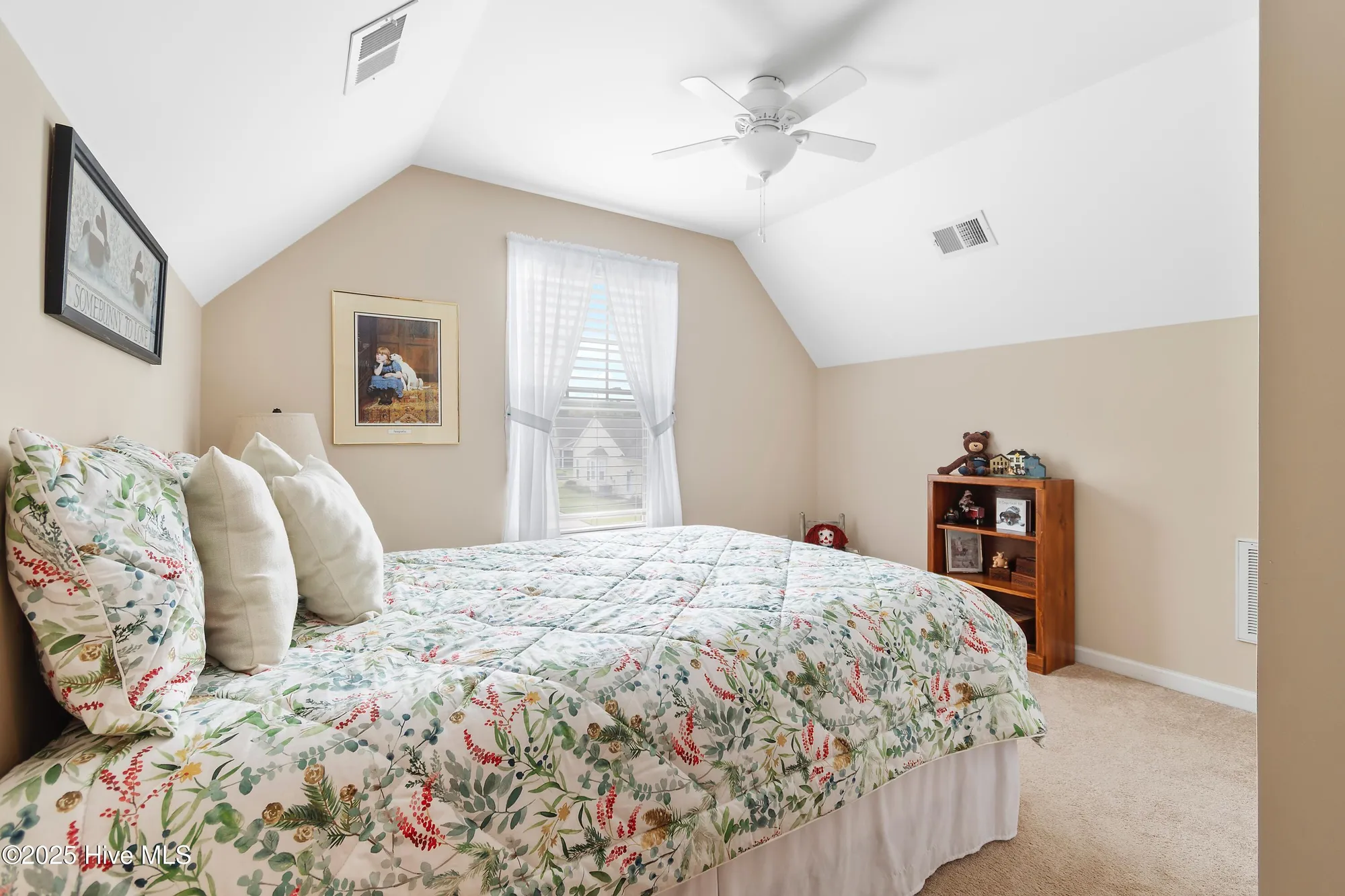 Property Slideshow image 36 of 52 | 1014 meadowlands trl nw, Calabash, NC, 28467
