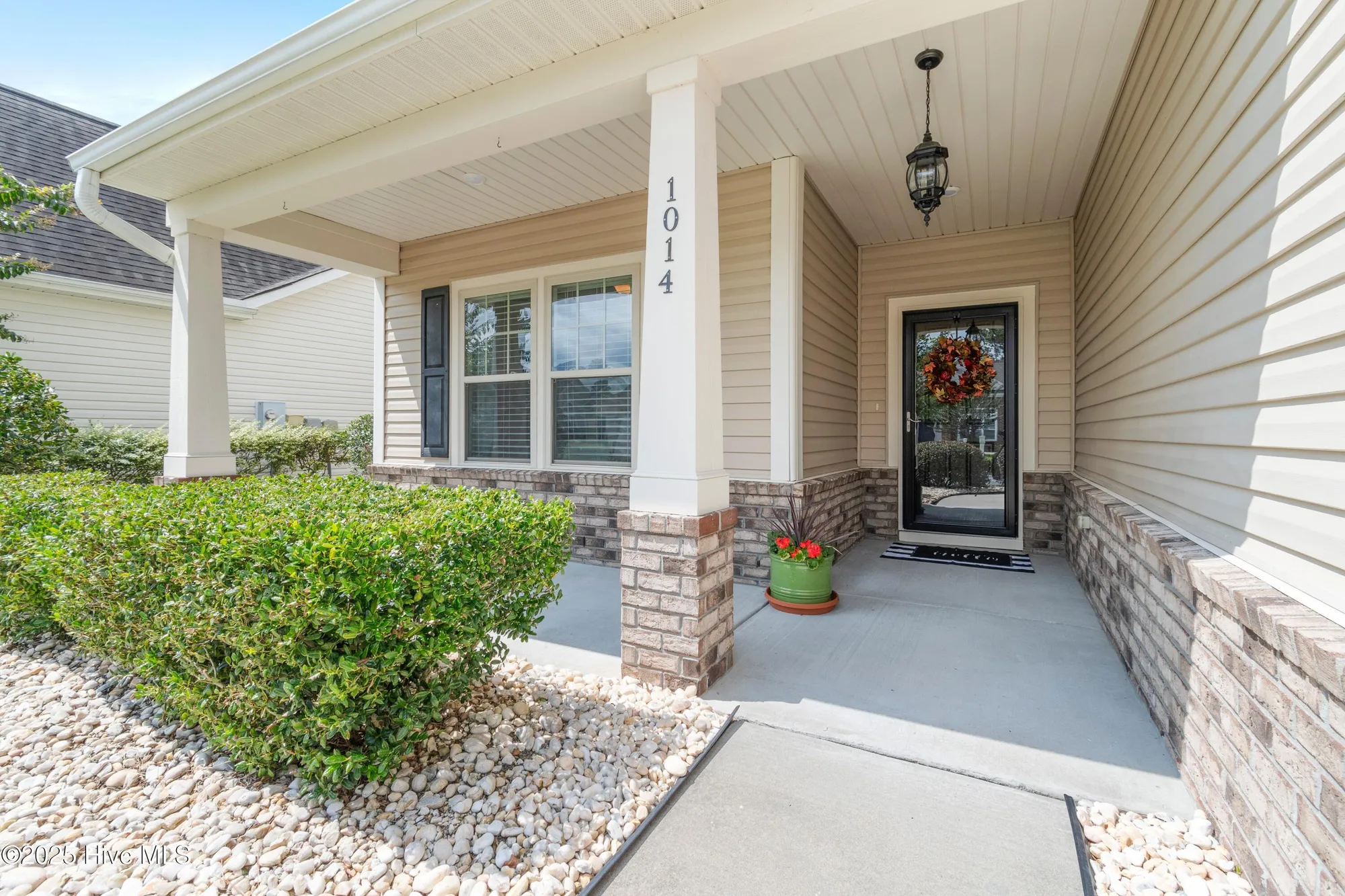 Property Slideshow image 6 of 52 | 1014 meadowlands trl nw, Calabash, NC, 28467