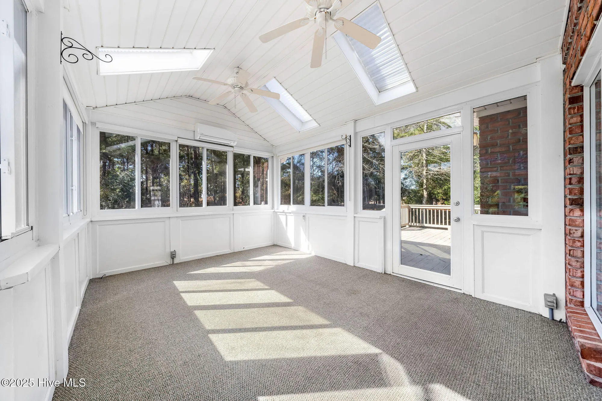 Property Slideshow image 19 of 66 | 2741 juneberry ln, Southport, NC, 28461