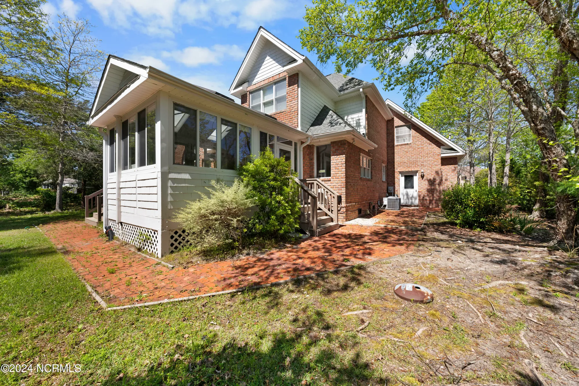 Property Slideshow image 43 of 66 | 2741 juneberry ln, Southport, NC, 28461