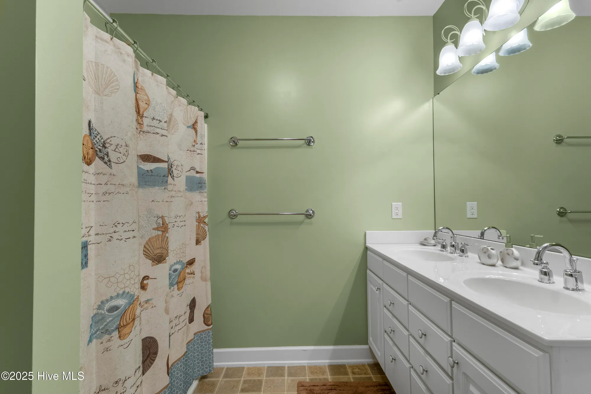 Property Slideshow image 26 of 37 | 395 s crow creek dr 1513, Calabash, NC, 28467