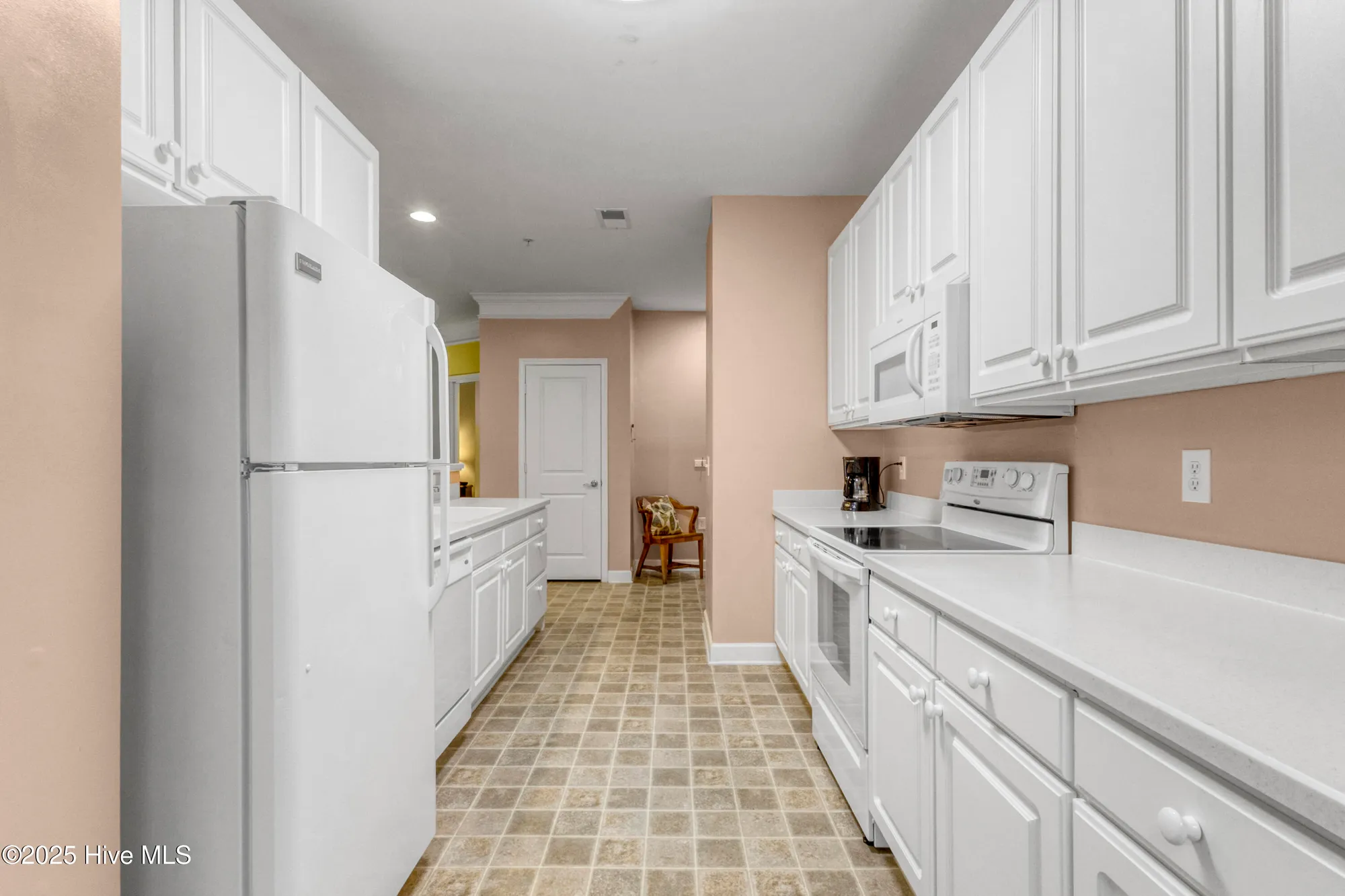 Property Slideshow image 9 of 37 | 395 s crow creek dr 1513, Calabash, NC, 28467