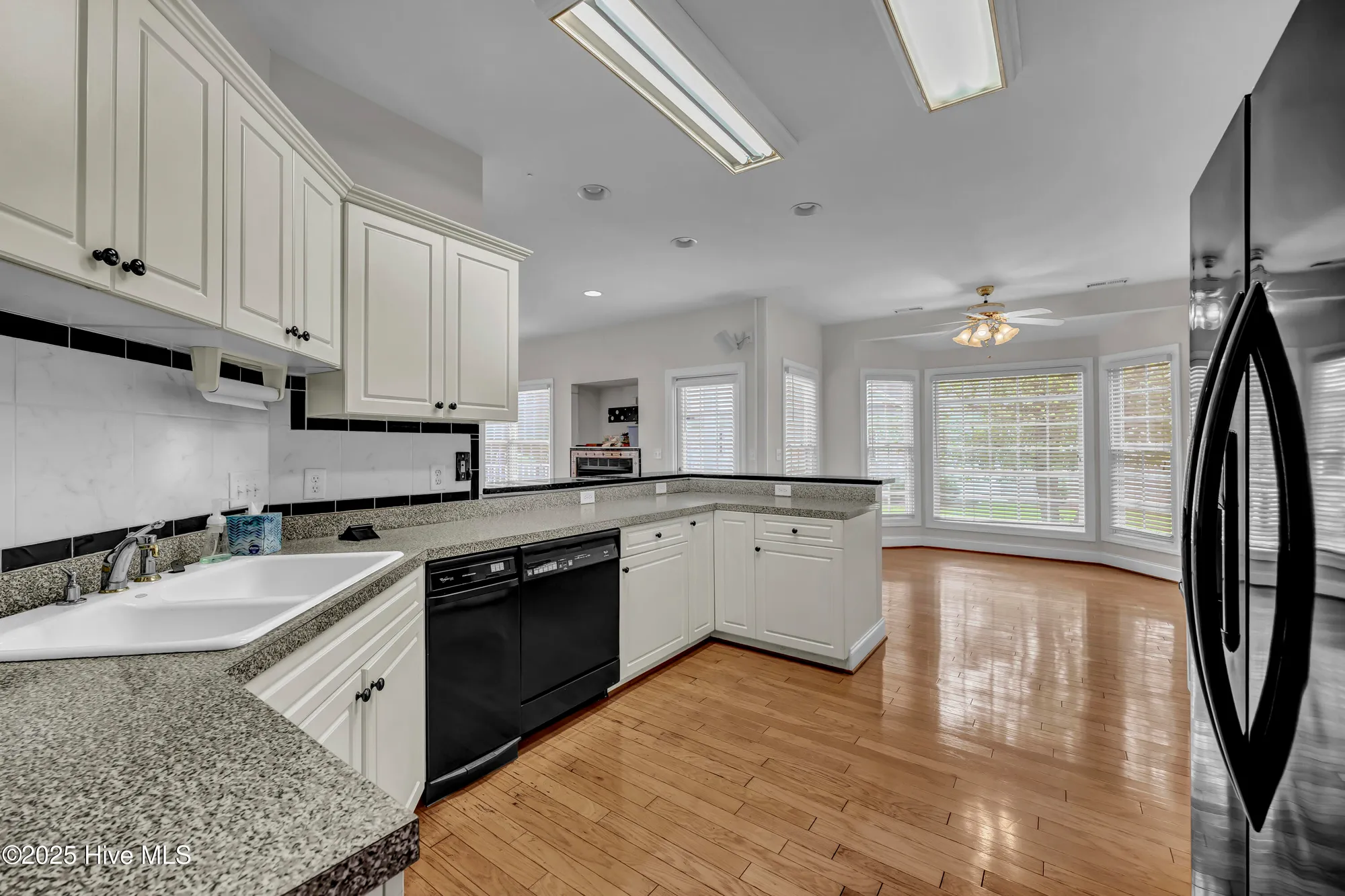 Property Slideshow image 7 of 63 | 1806 urchin ln, Bolivia, NC, 28422