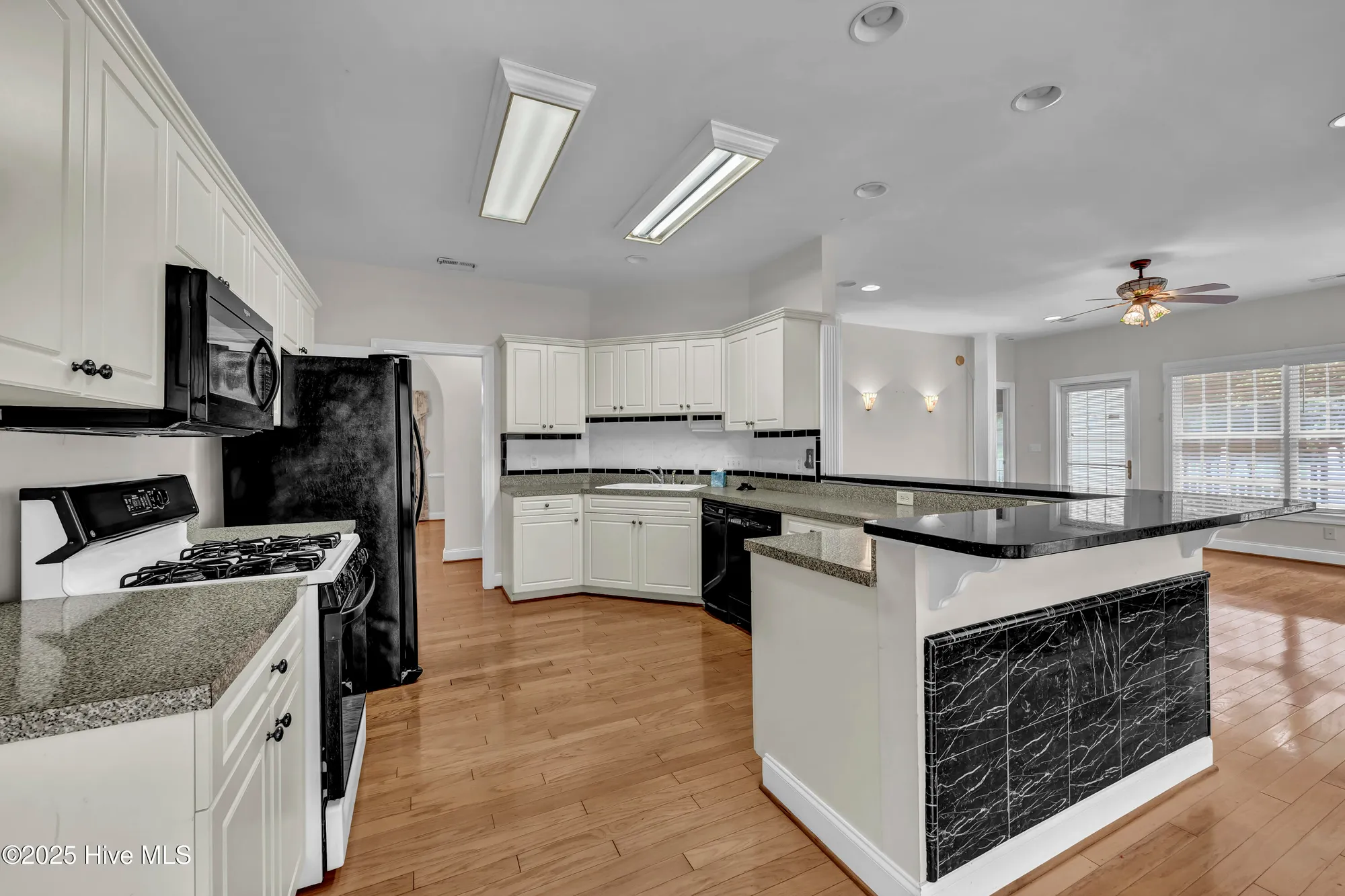 Property Slideshow image 8 of 63 | 1806 urchin ln, Bolivia, NC, 28422