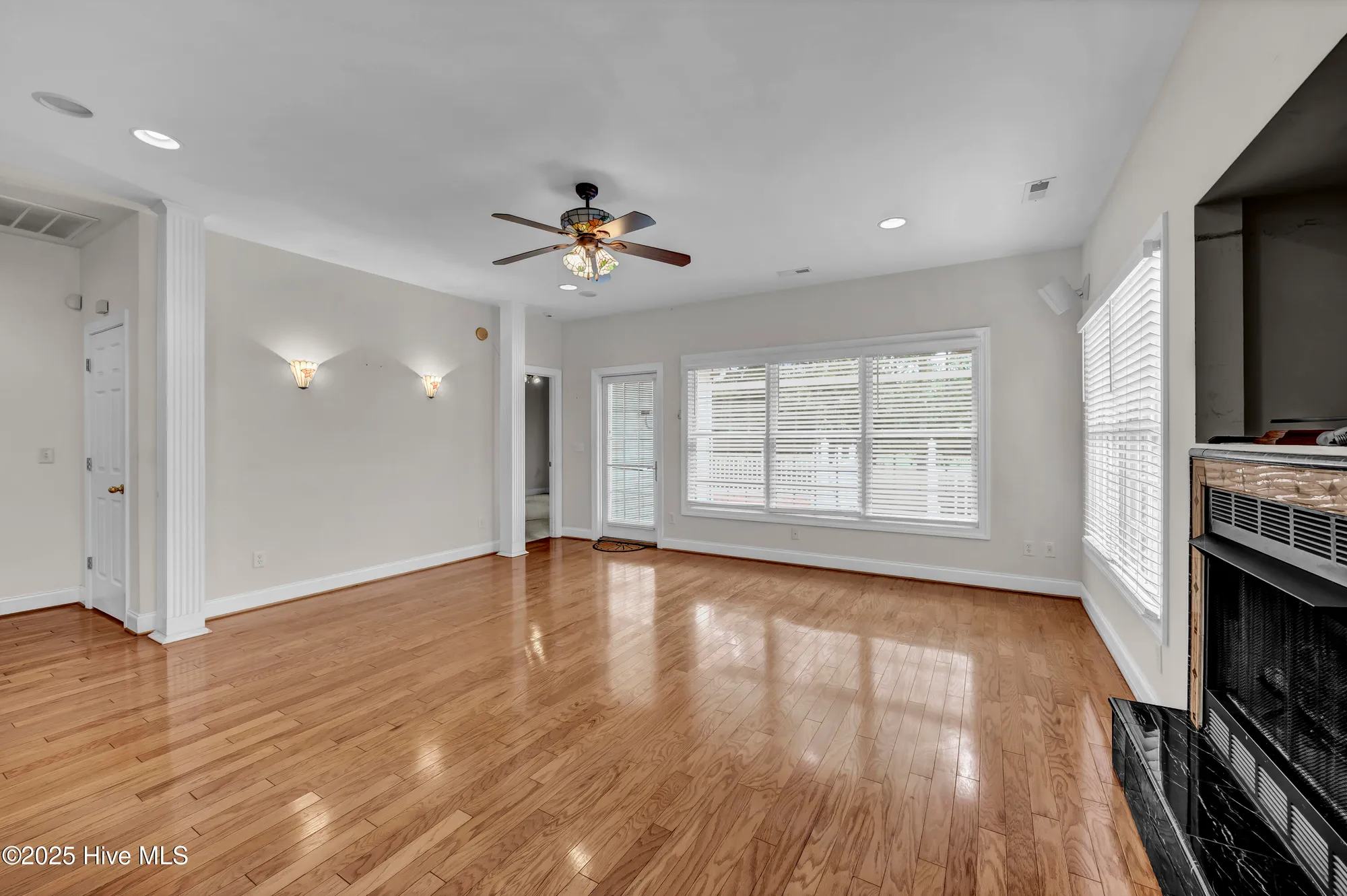 Property Slideshow image 10 of 63 | 1806 urchin ln, Bolivia, NC, 28422