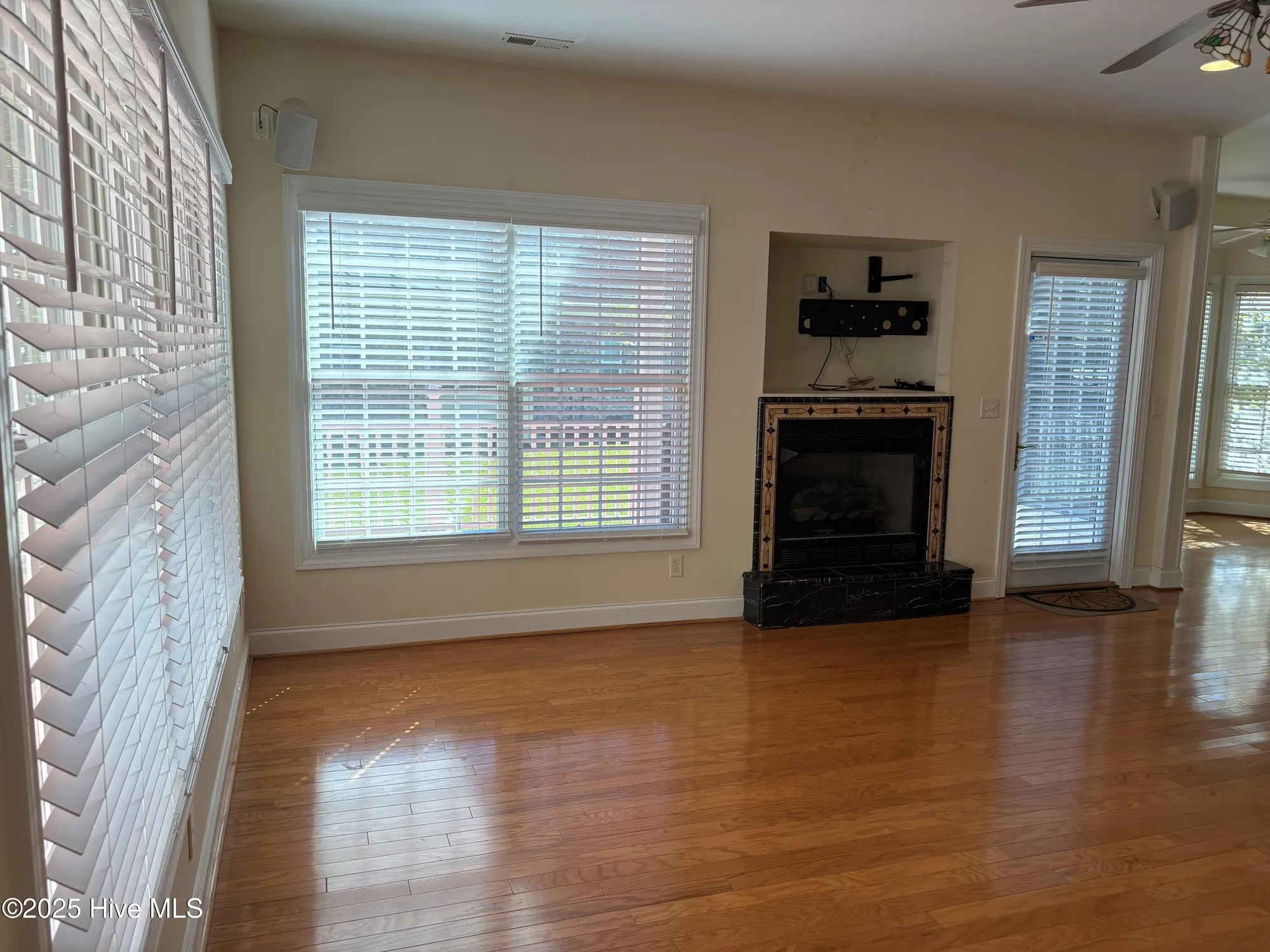 Property Slideshow image 13 of 63 | 1806 urchin ln, Bolivia, NC, 28422