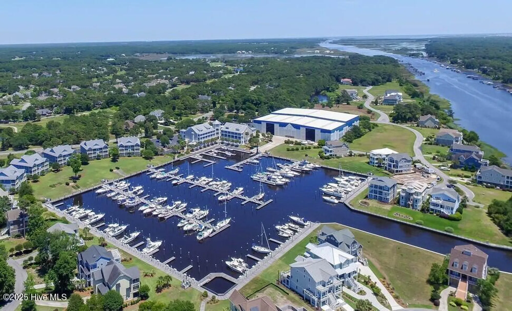 Property Slideshow image 7 of 21 | 2571 st james dr # c43, Southport, NC, 28461