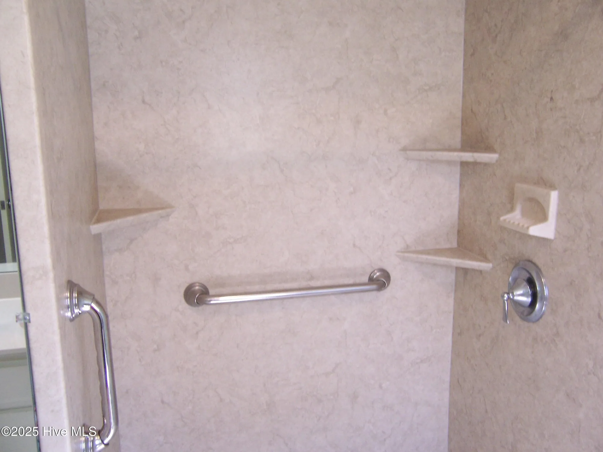 Property Slideshow image 16 of 22 | 35 gull ln, Pinehurst, NC, 28374