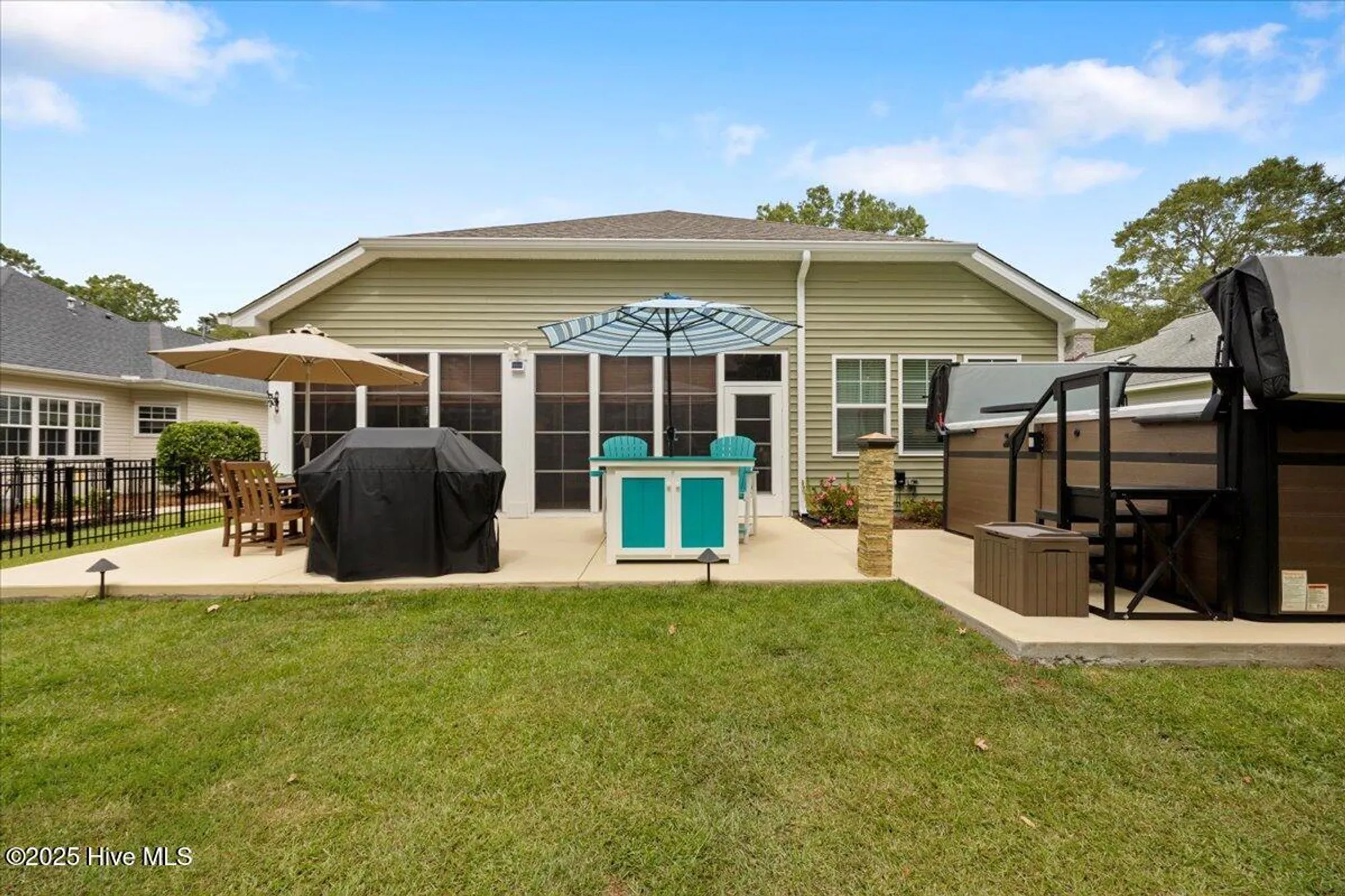 Property Slideshow image 33 of 57 | 8845 lansdowne dr, Calabash, NC, 28467