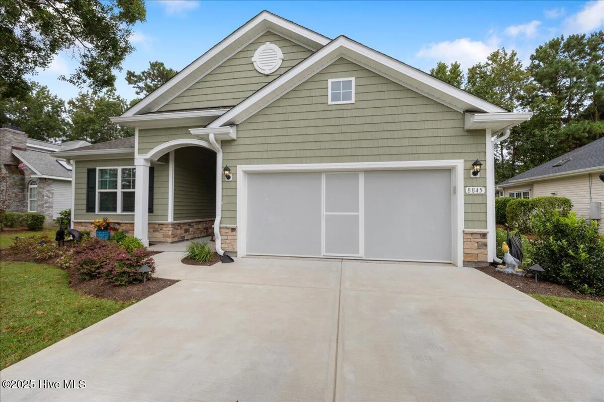 Property Slideshow image 46 of 57 | 8845 lansdowne dr, Calabash, NC, 28467