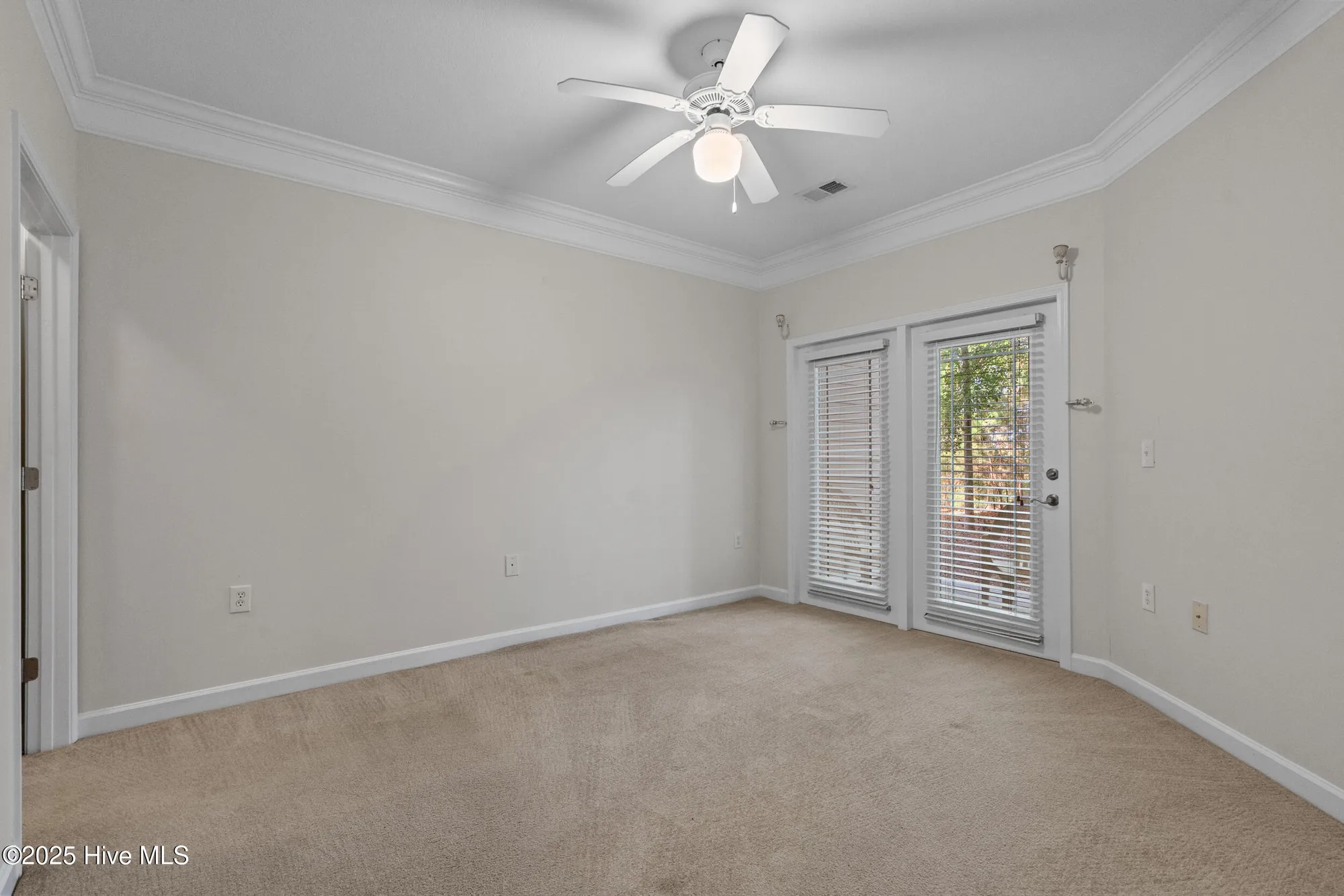 Property Slideshow image 27 of 35 | 290 woodlands way 5, Calabash, NC, 28467