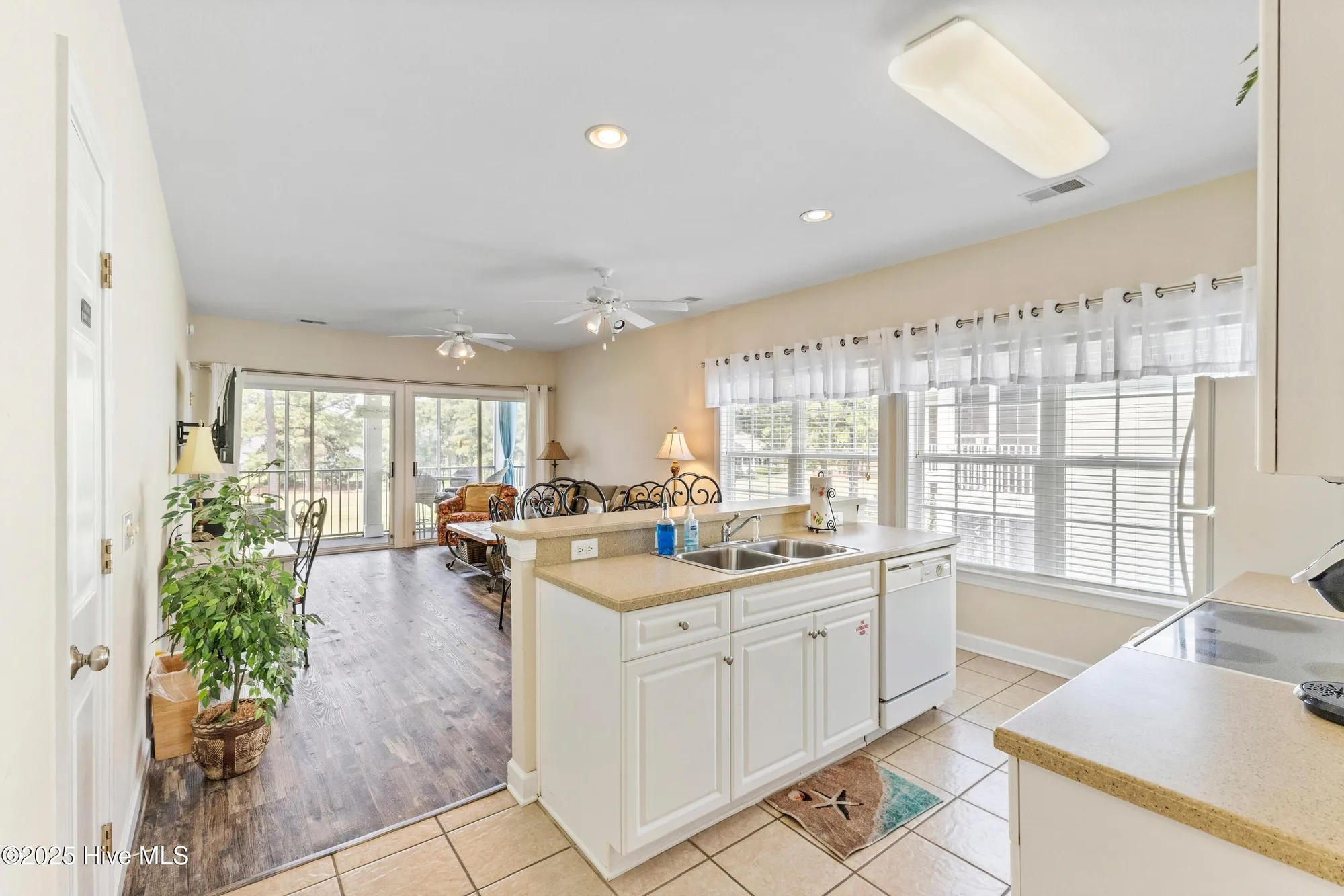 Property Slideshow image 11 of 53 | 141 avian dr 3818, Sunset Beach, NC, 28468