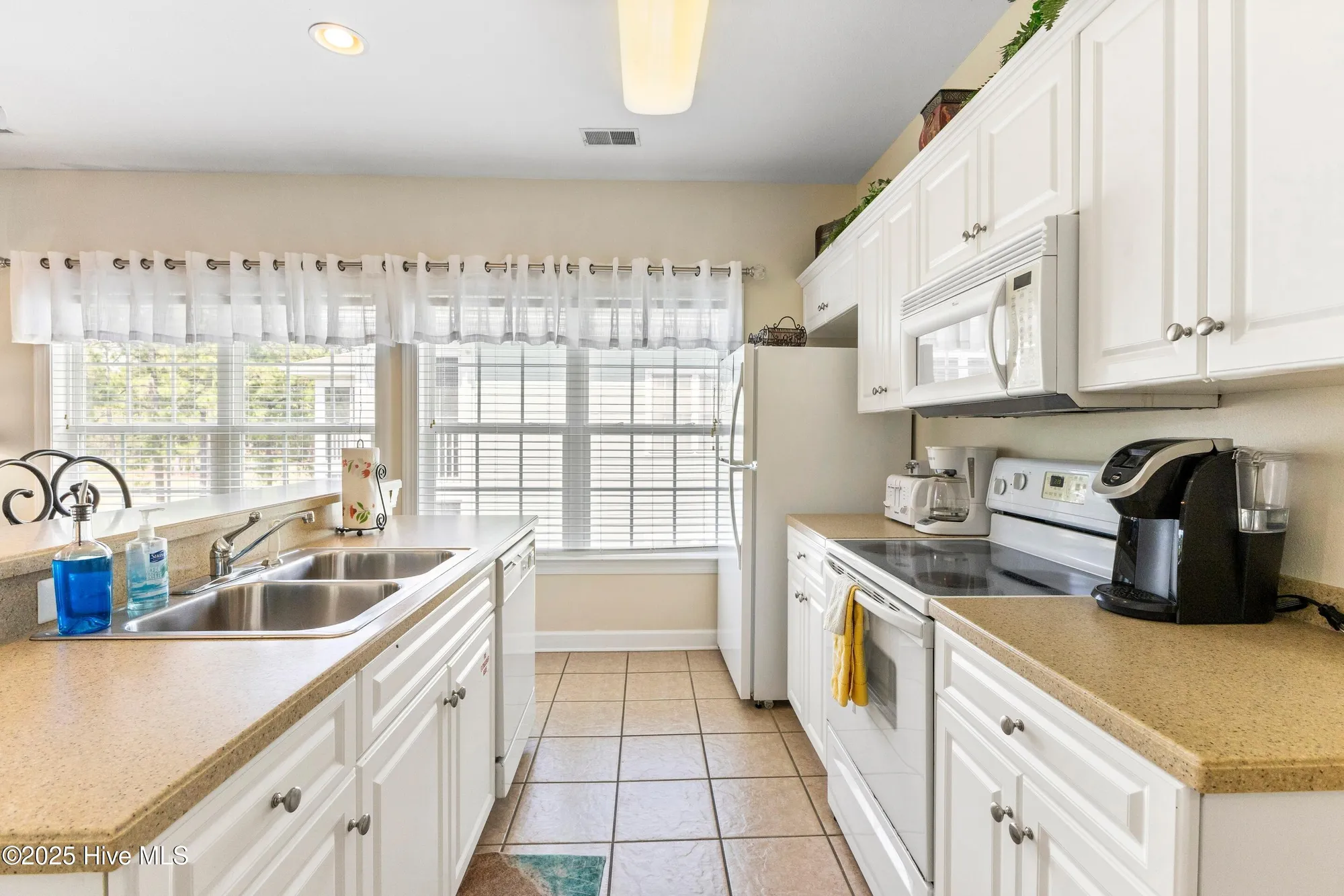 Property Slideshow image 12 of 53 | 141 avian dr 3818, Sunset Beach, NC, 28468