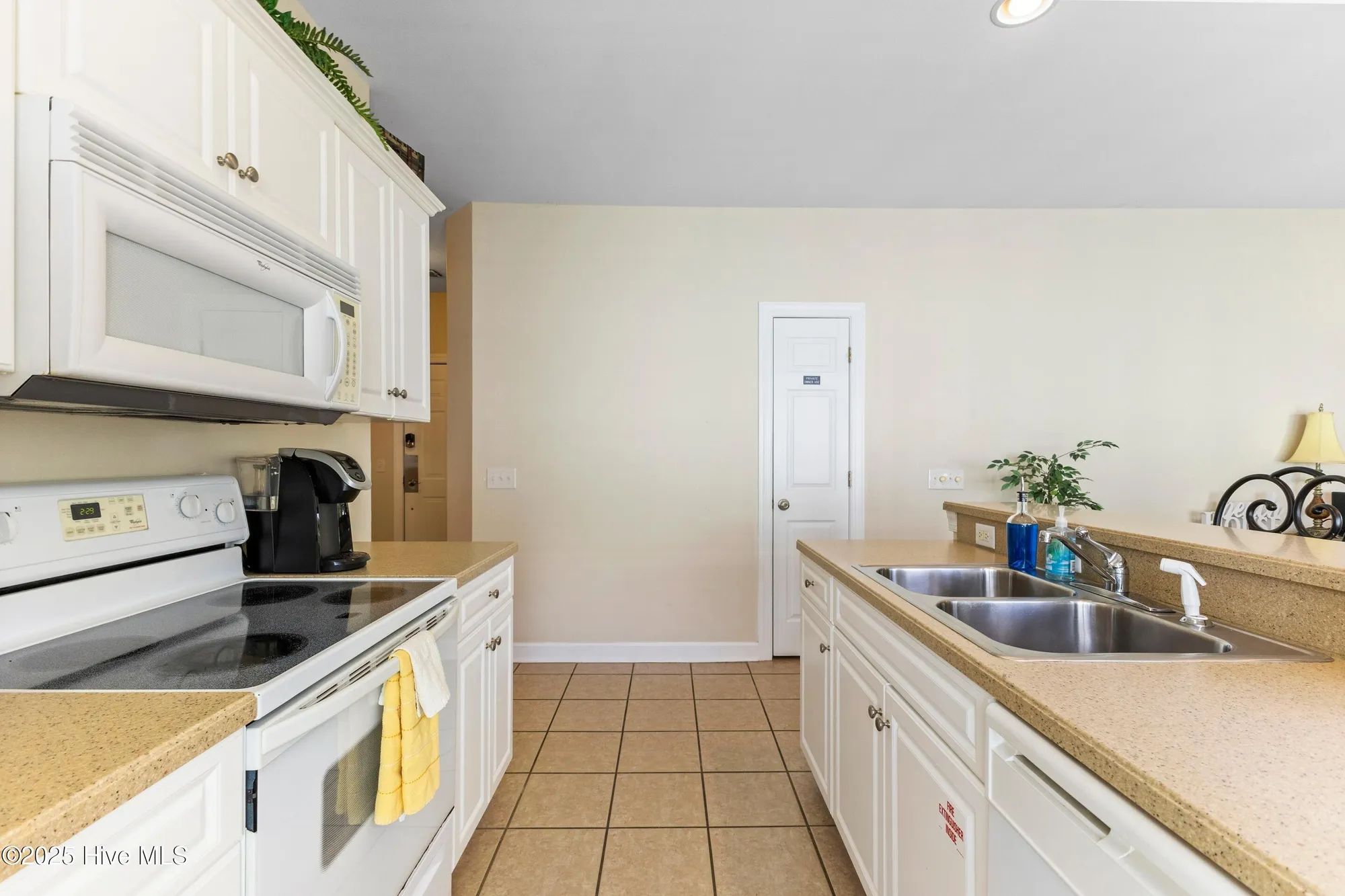 Property Slideshow image 14 of 53 | 141 avian dr 3818, Sunset Beach, NC, 28468