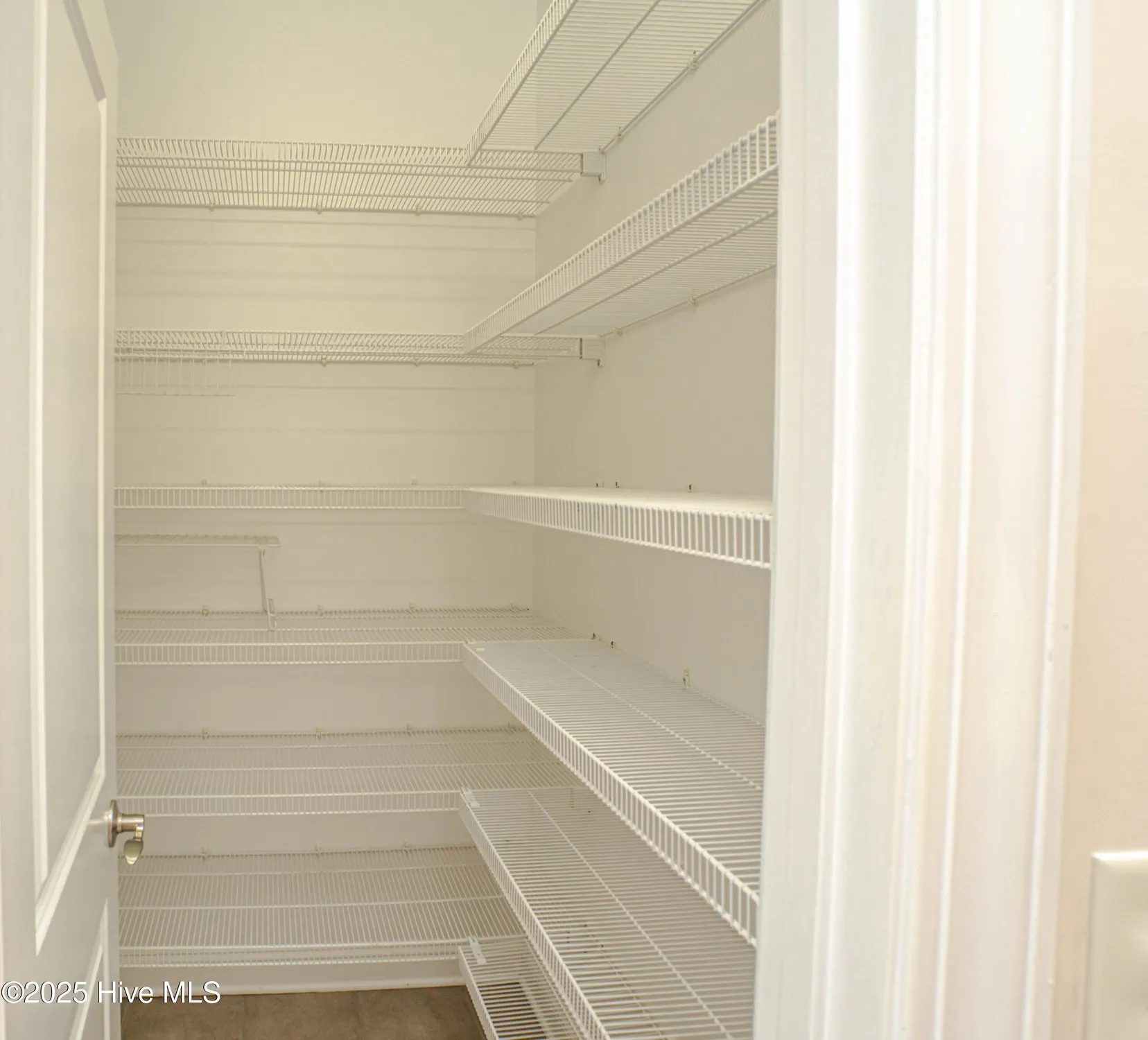 Property Slideshow image 27 of 88 | 534 avalon pl, Ocean Isle Beach, NC, 28469