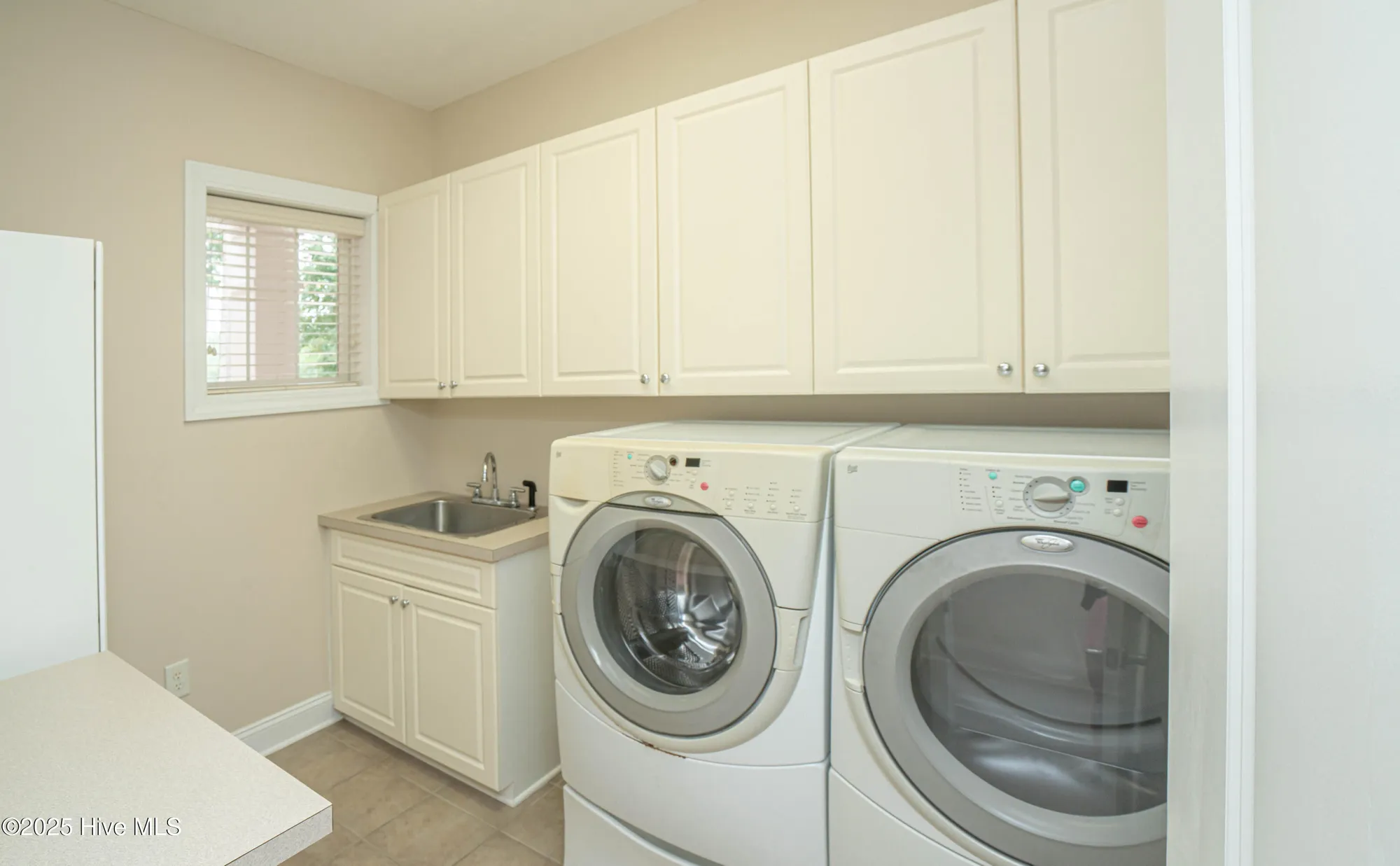 Property Slideshow image 43 of 88 | 534 avalon pl, Ocean Isle Beach, NC, 28469